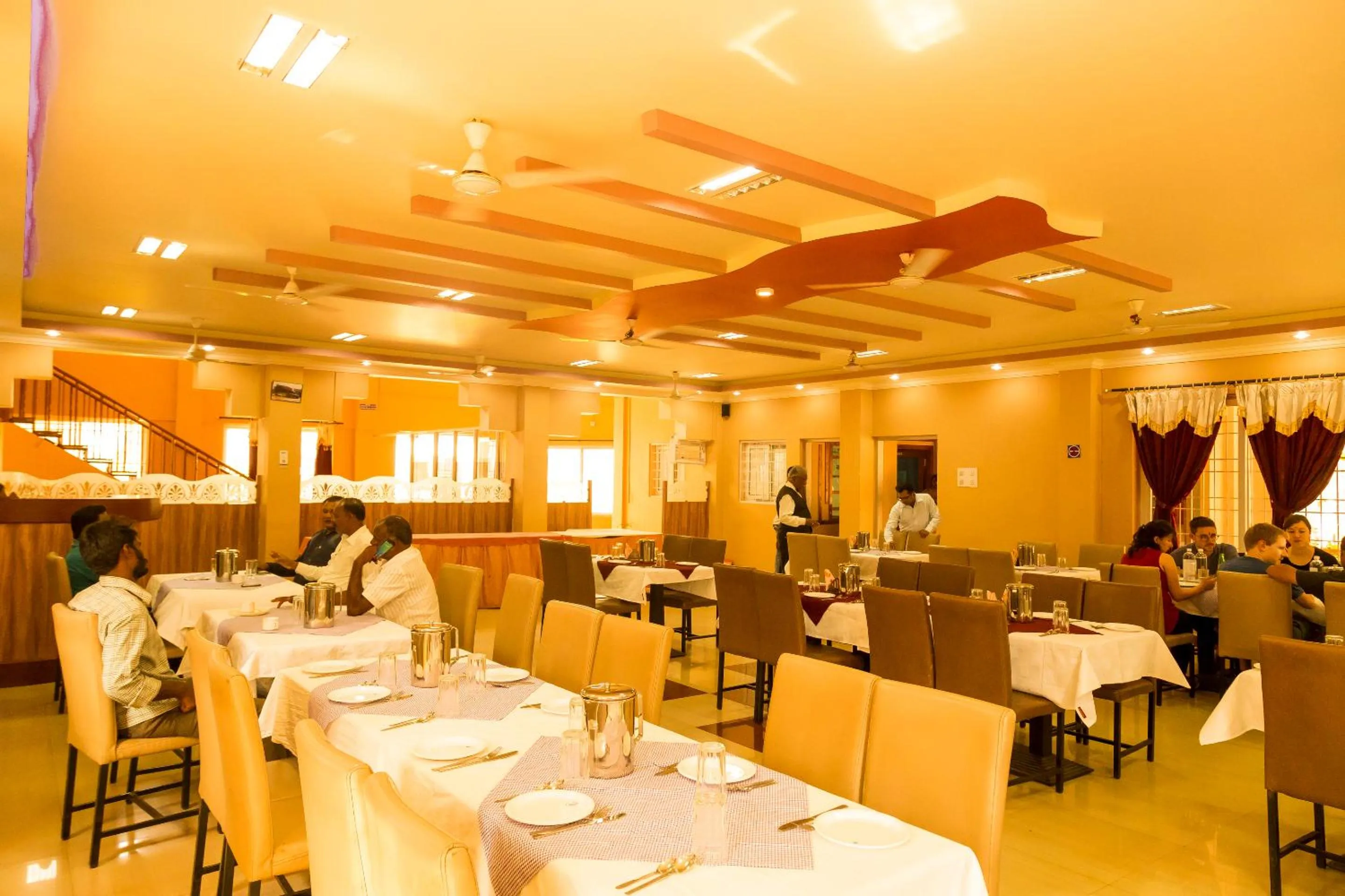 KSTDC Hotel Mayura Chalukya, Badami