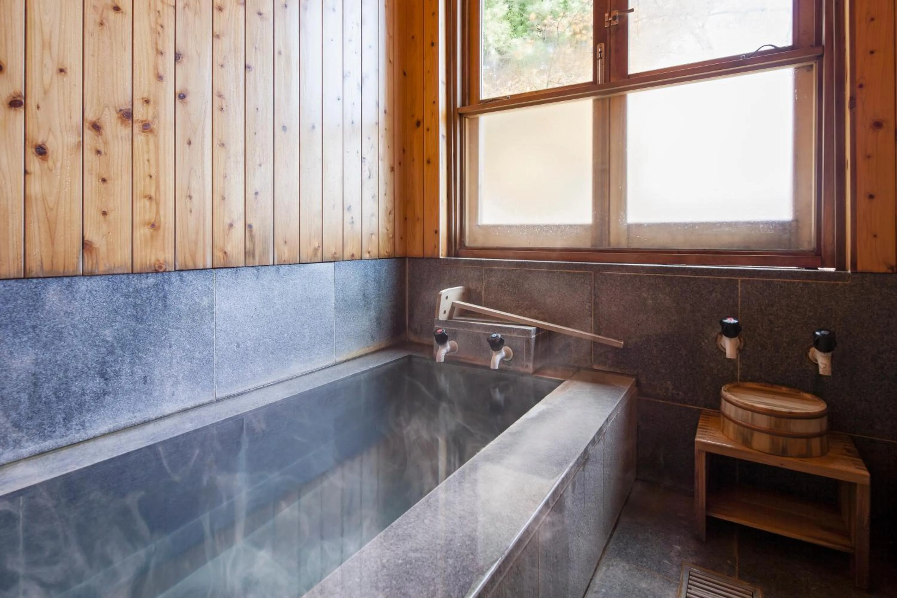 Hot Spring Bath in Matsuzakaya Honten