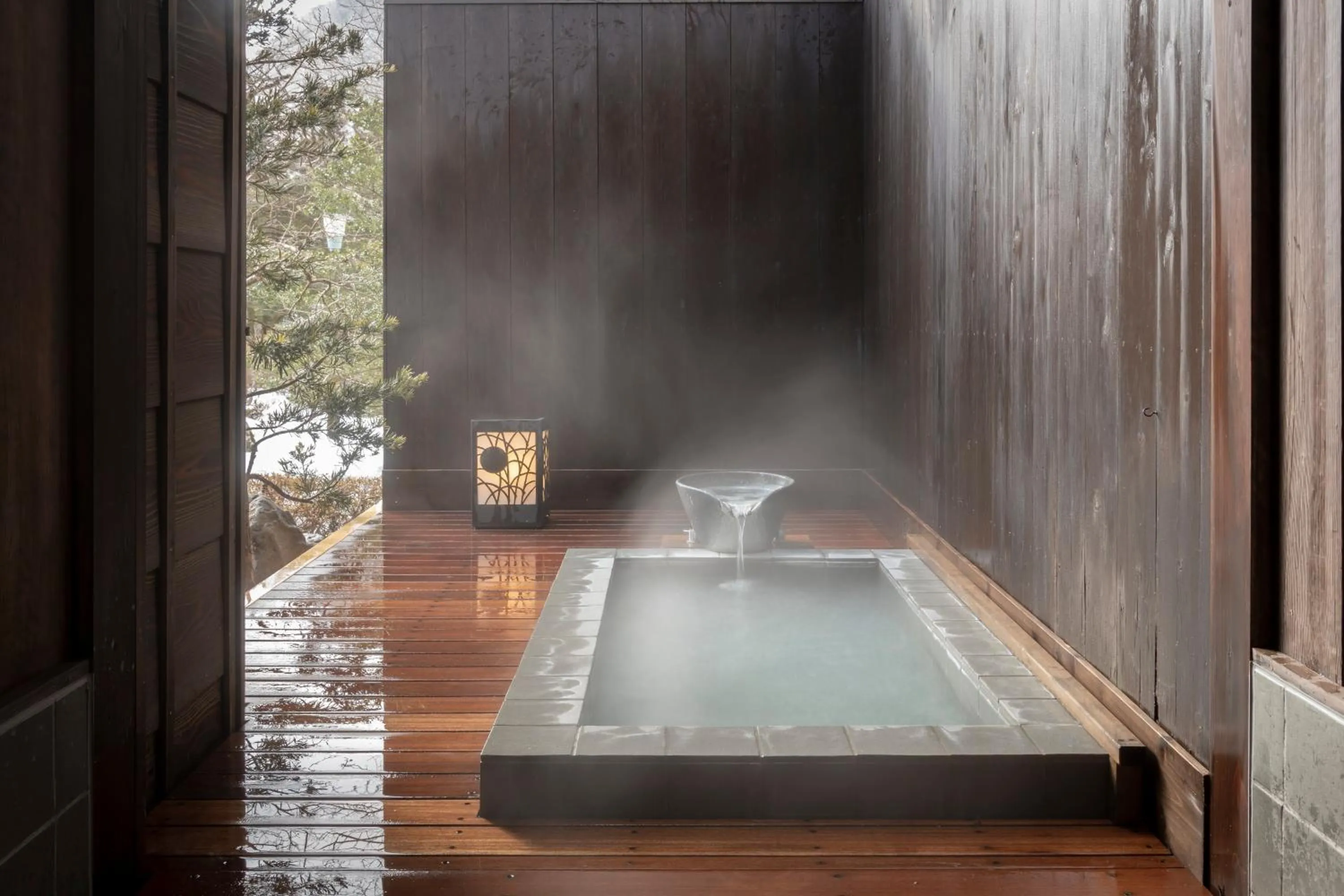 Open Air Bath in Matsuzakaya Honten