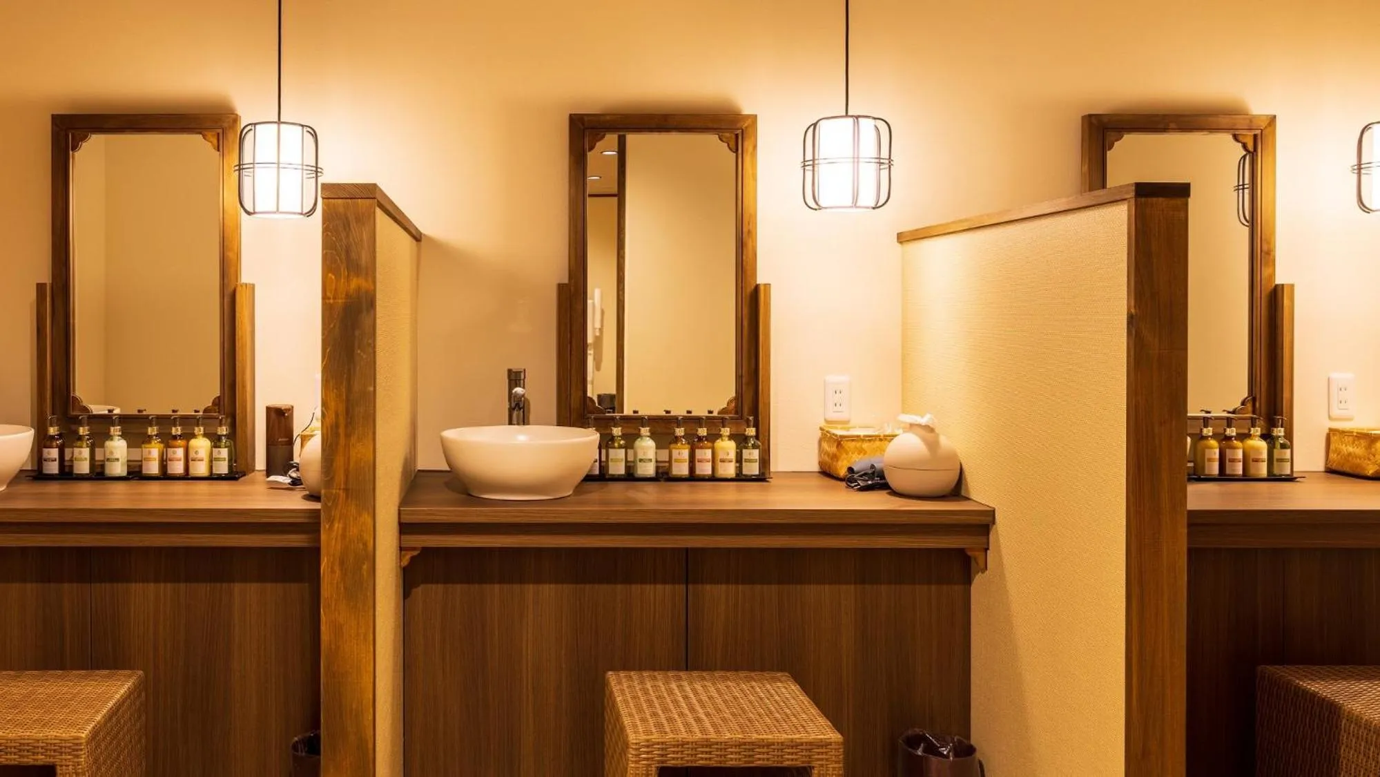 Public Bath in Matsuzakaya Honten