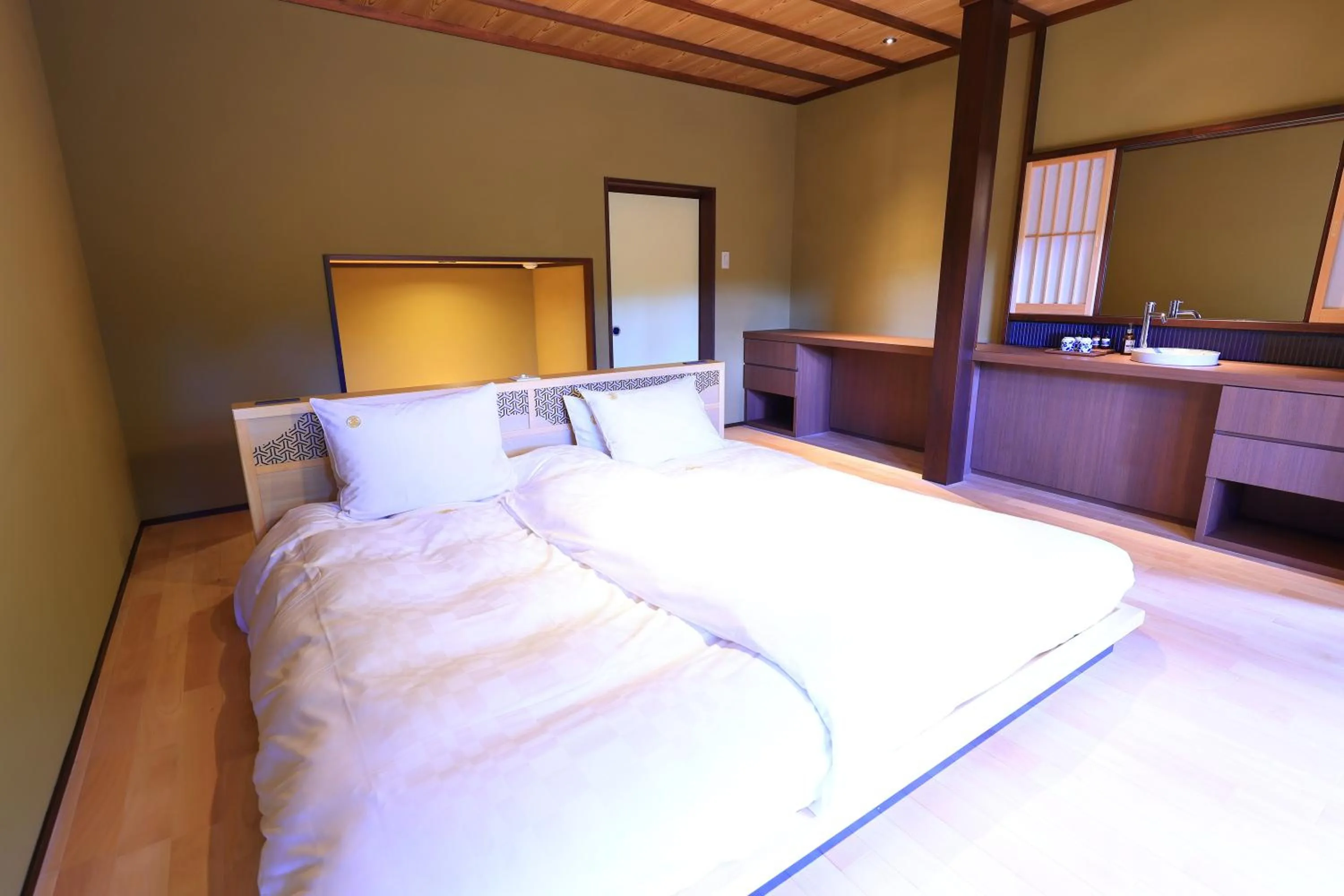 Bed in Matsuzakaya Honten