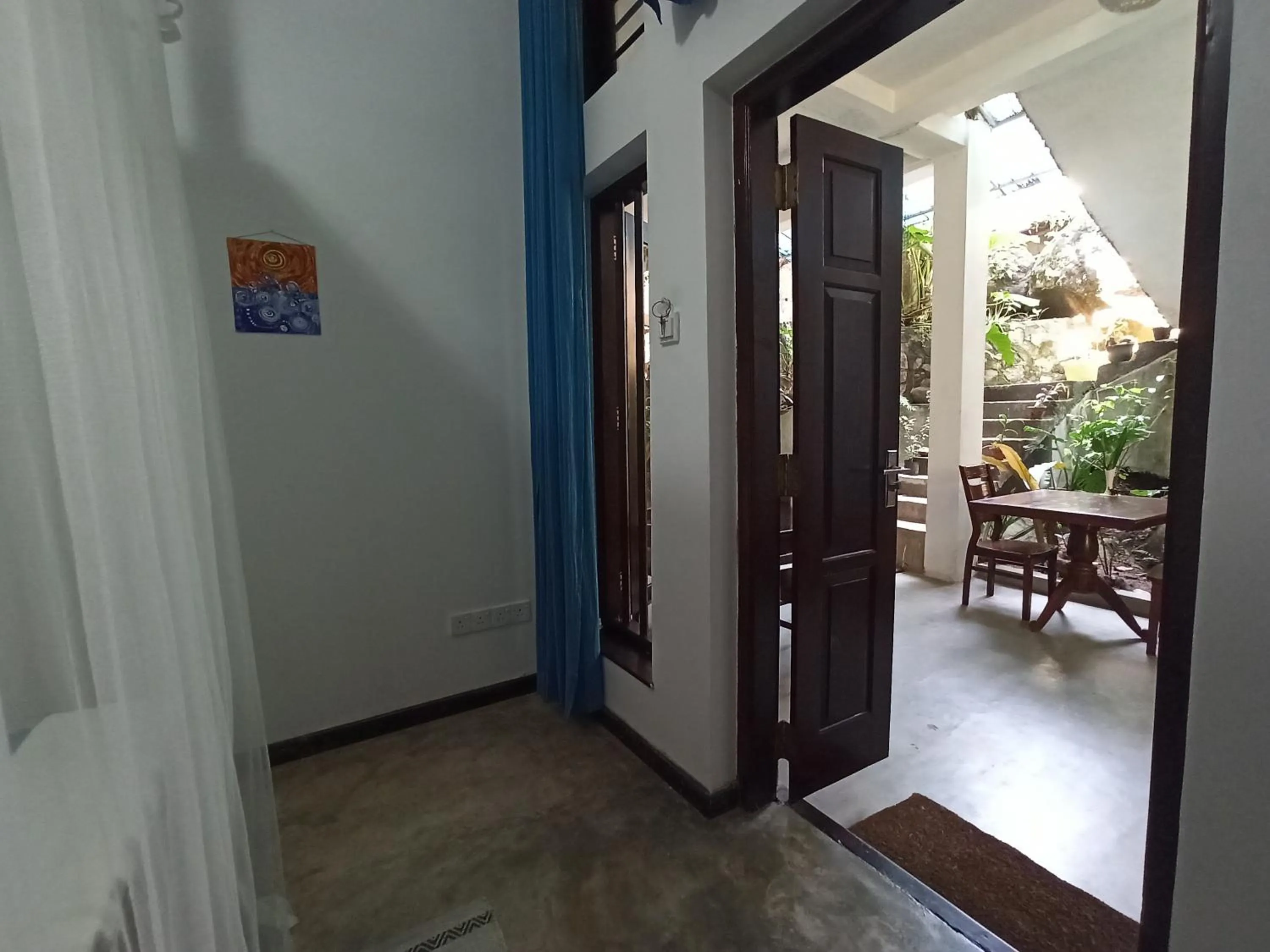 Patio in Butterfly Jewel