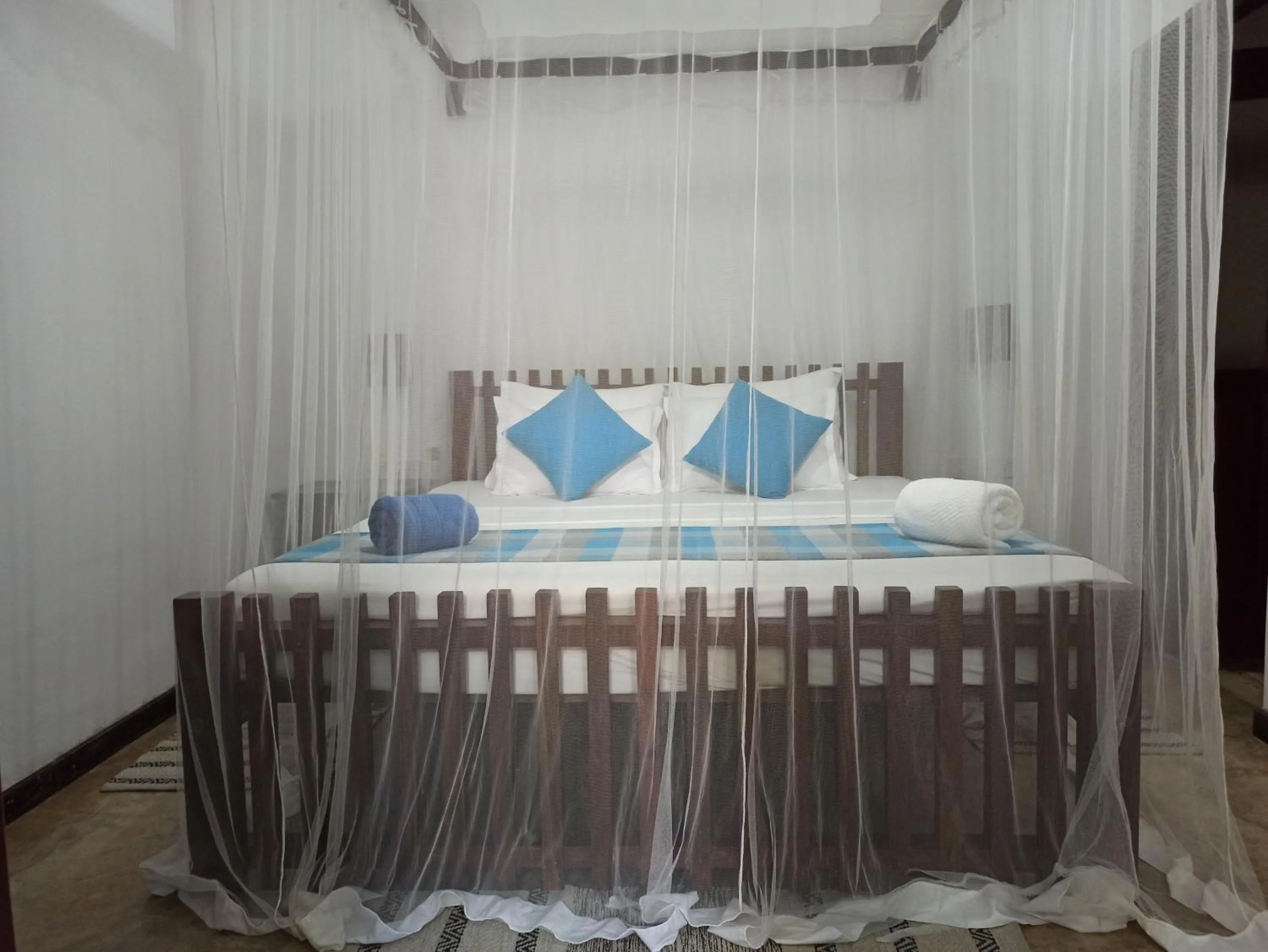 Bed in Butterfly Jewel