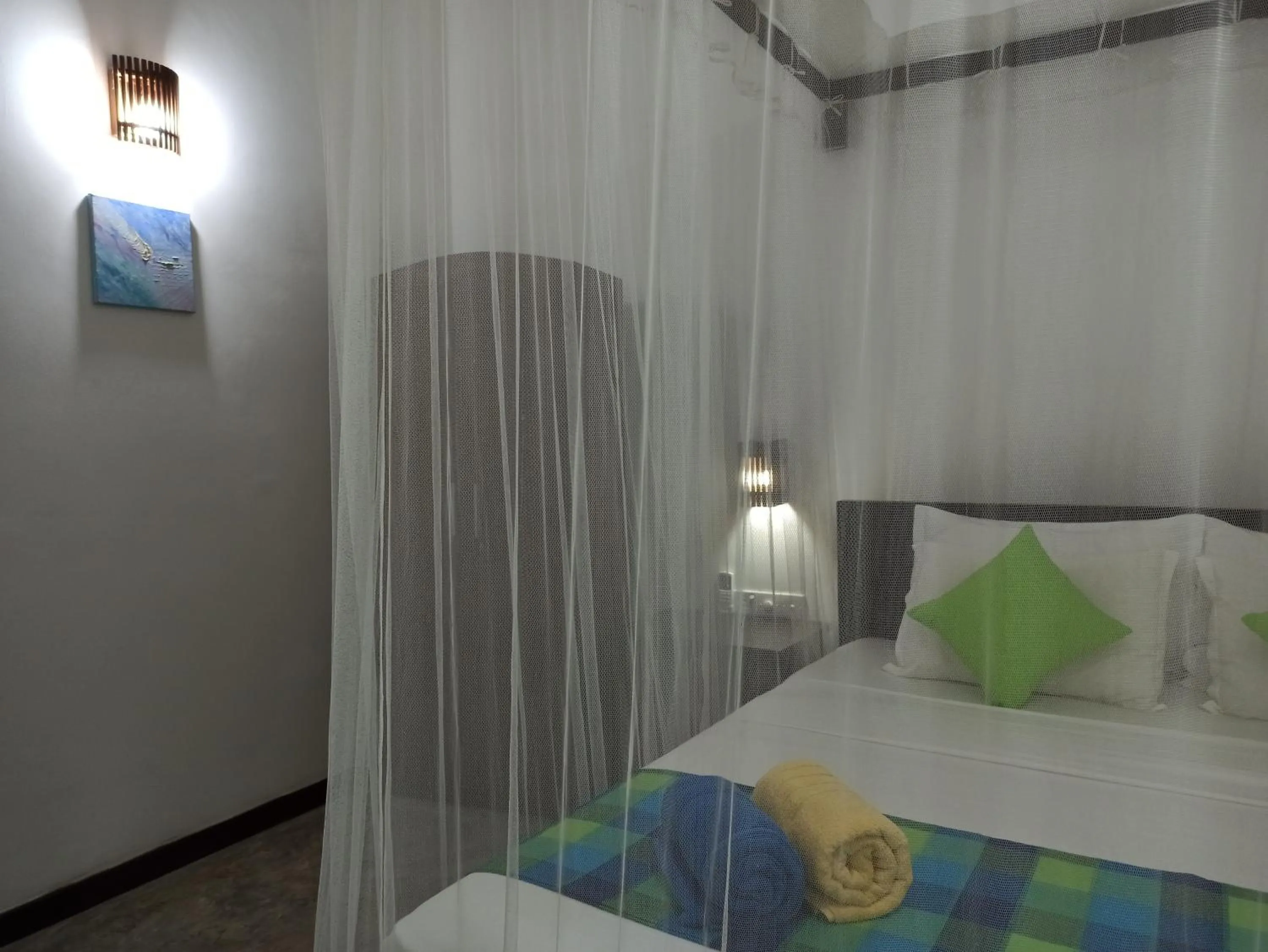 Bed in Butterfly Jewel