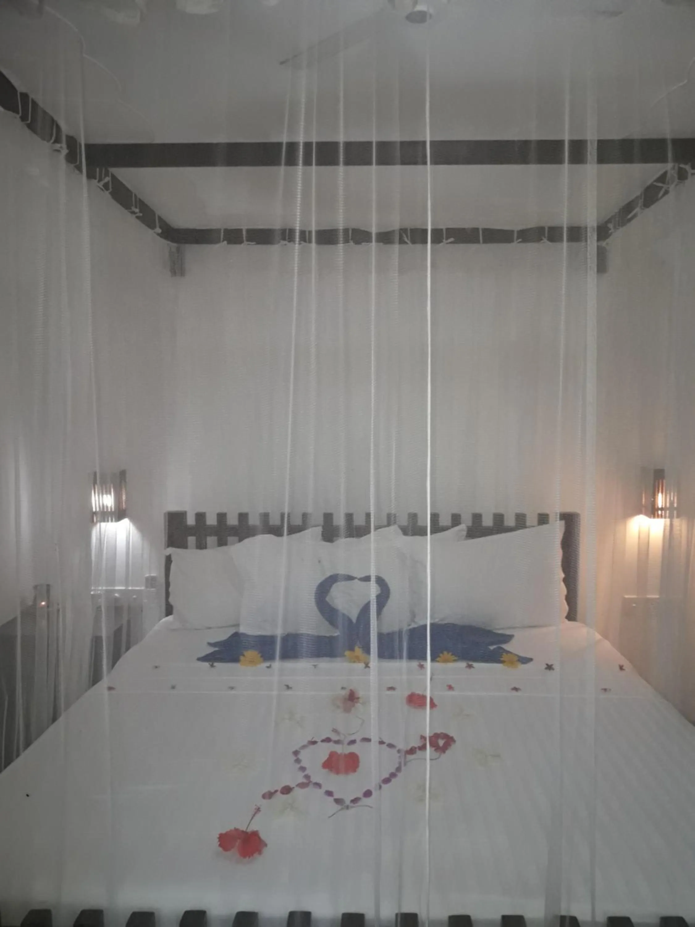 Bed in Butterfly Jewel