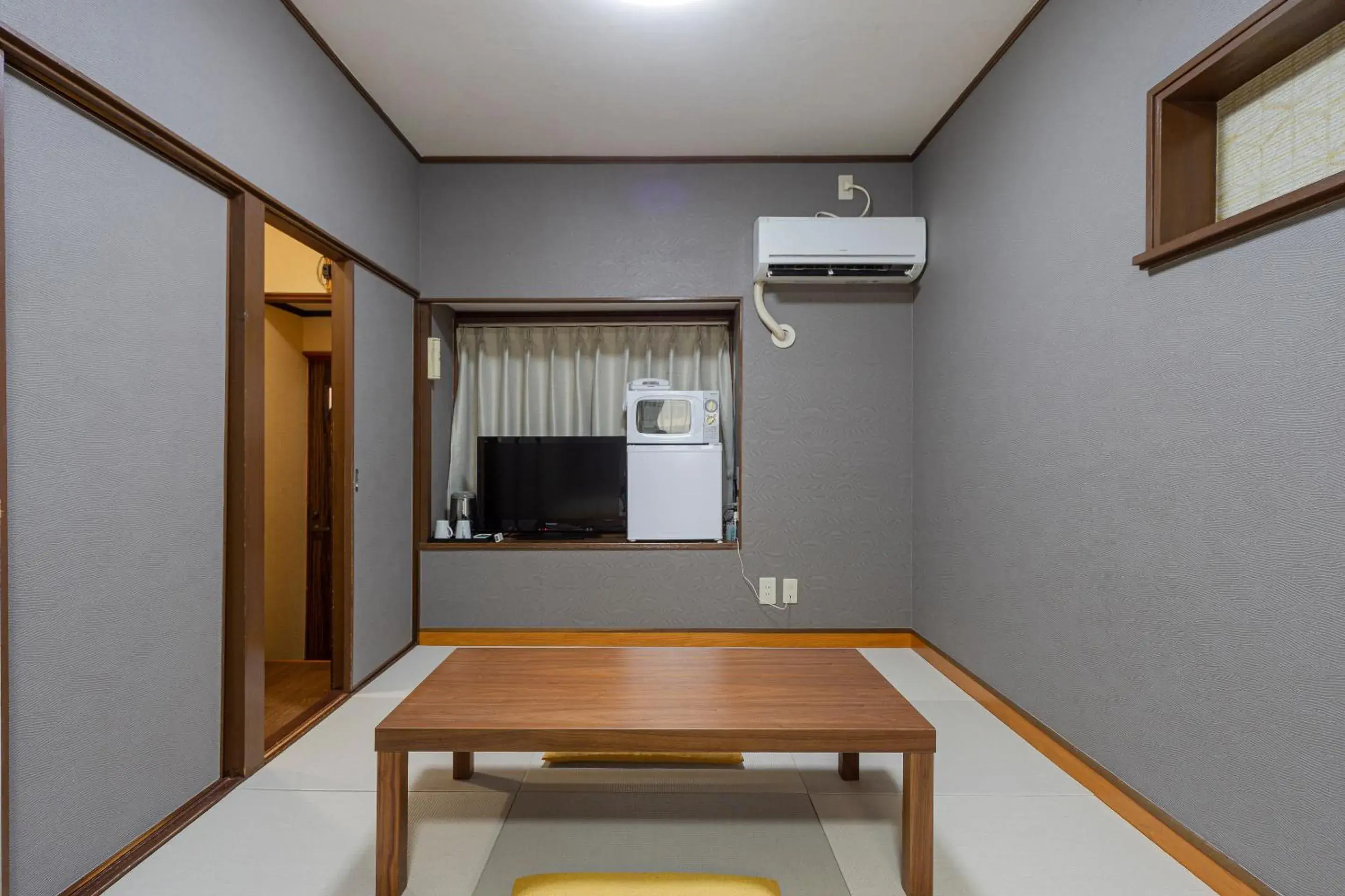 Japanese-Style Twin Room - single occupancy - Non-Smoking in Tabist Yamaga Onsen Yuyado Izumi Japanese-Style Twin Room - single occupancy - Non-Smoking in Tabist Yamaga Onsen Yuyado Izumi