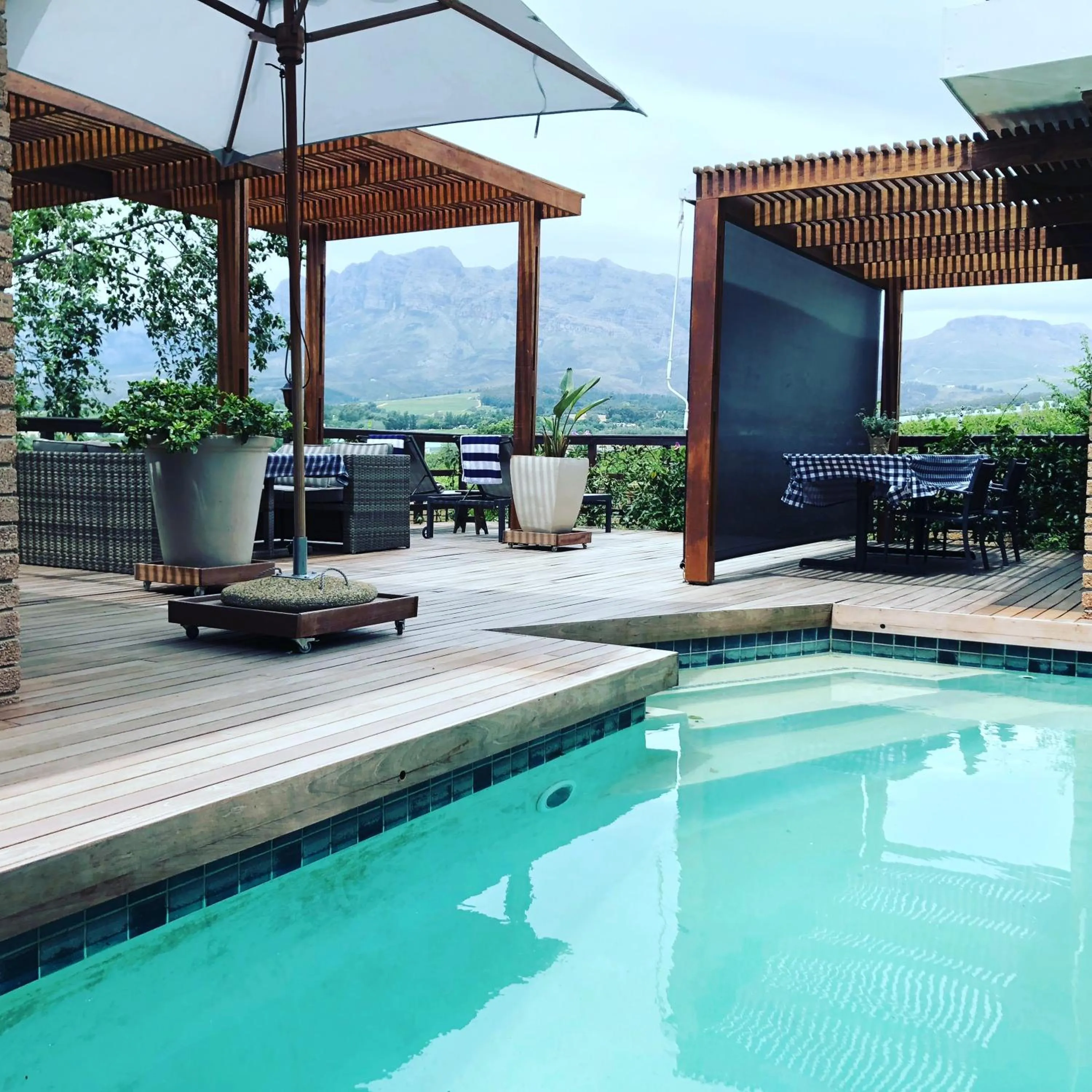 Mountain view in Wellington Country House