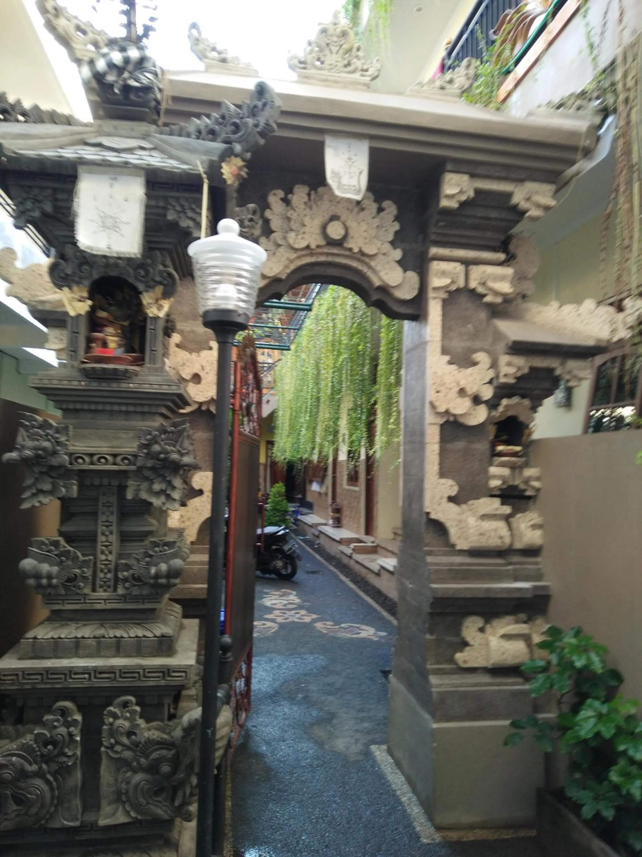 Facade/entrance in Asta House