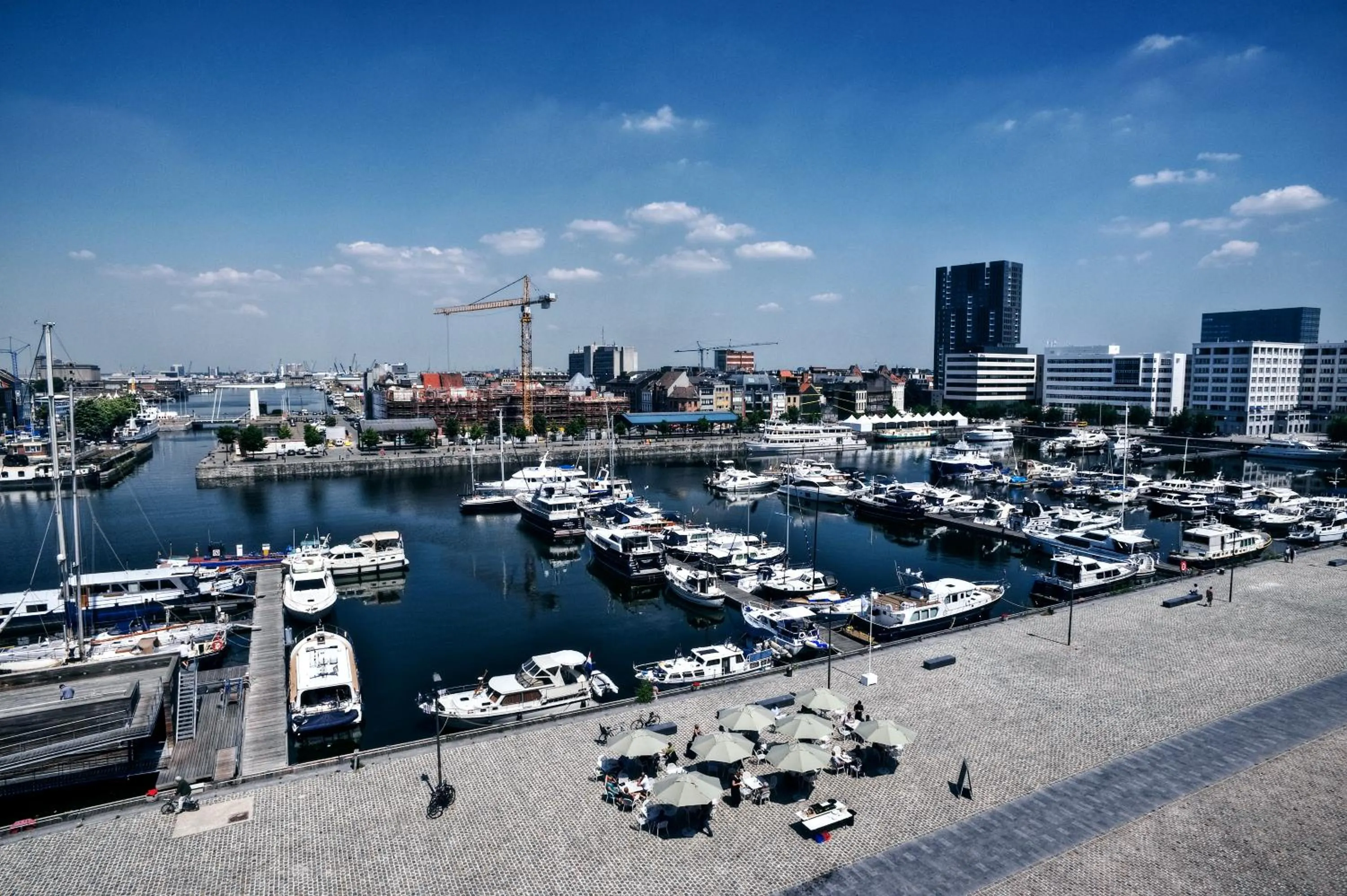 Neighbourhood in Hotel Docklands Antwerpen