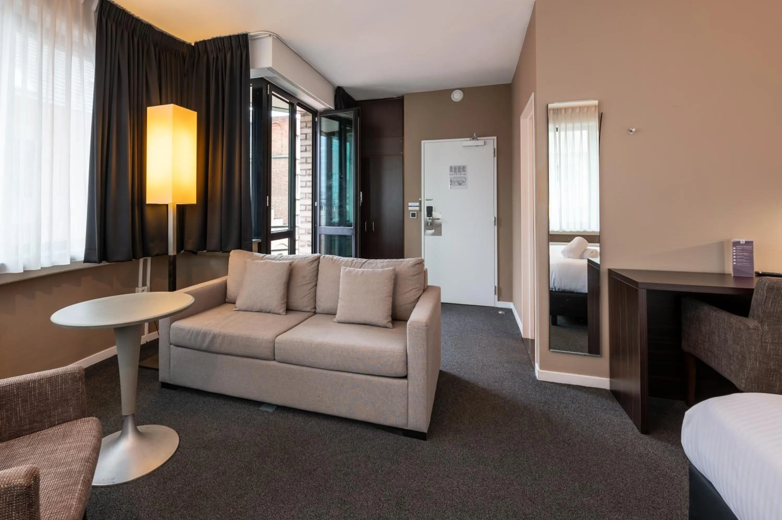 Seating area in Hotel Docklands Antwerpen