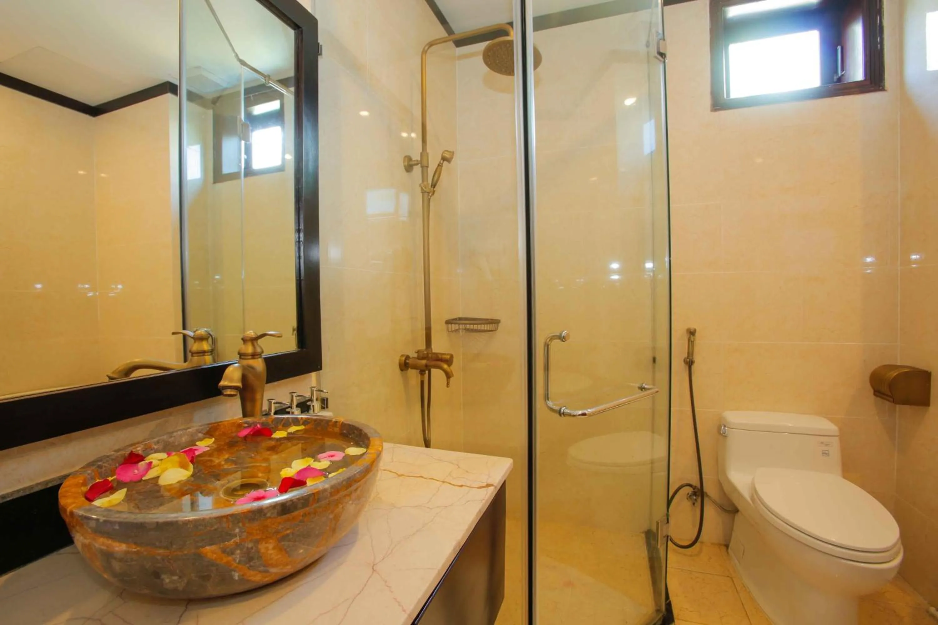 Toilet, Bathroom in Pearl River Hoi An Hotel & Spa