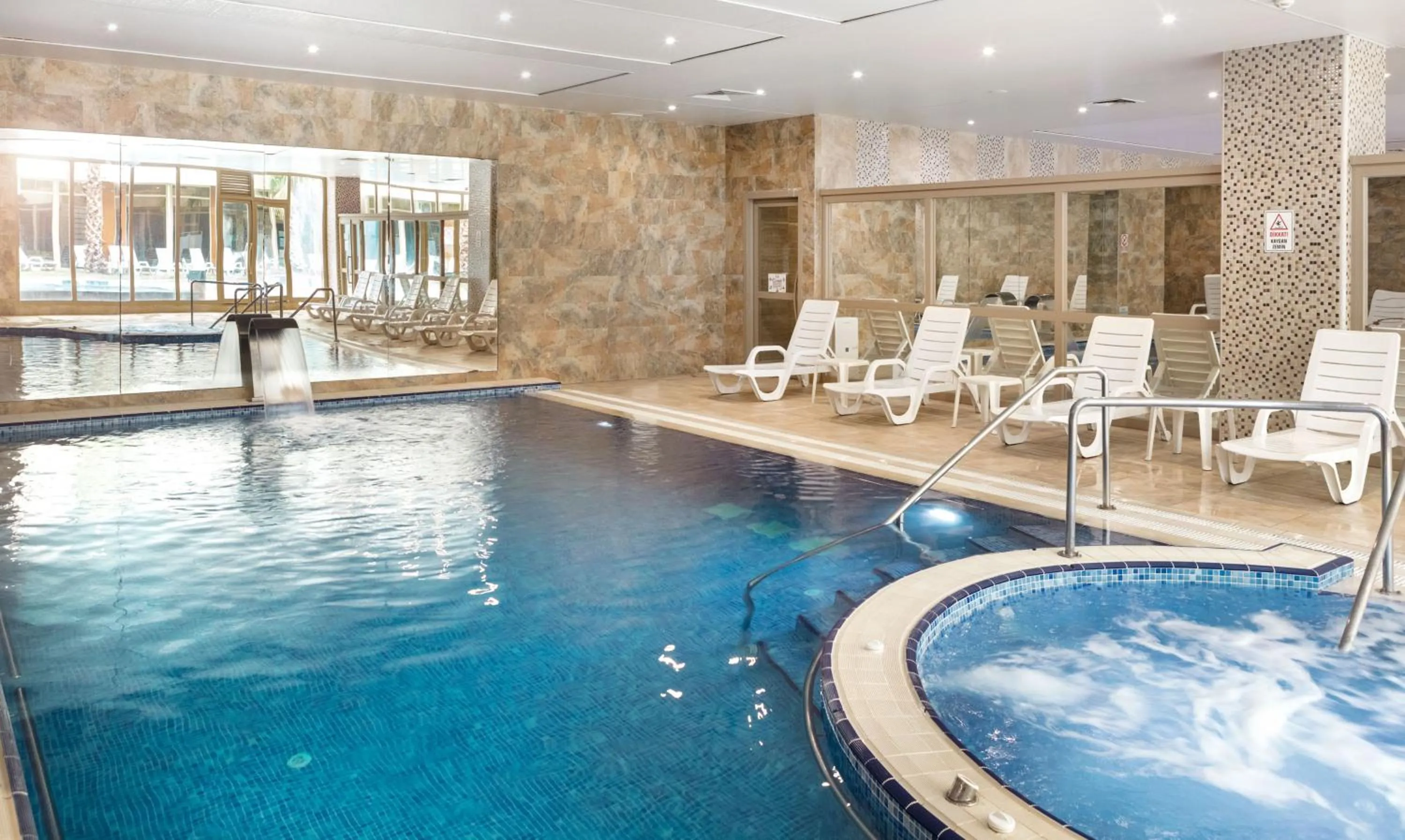 Hot Spring Bath in İstanbul Medikal Termal