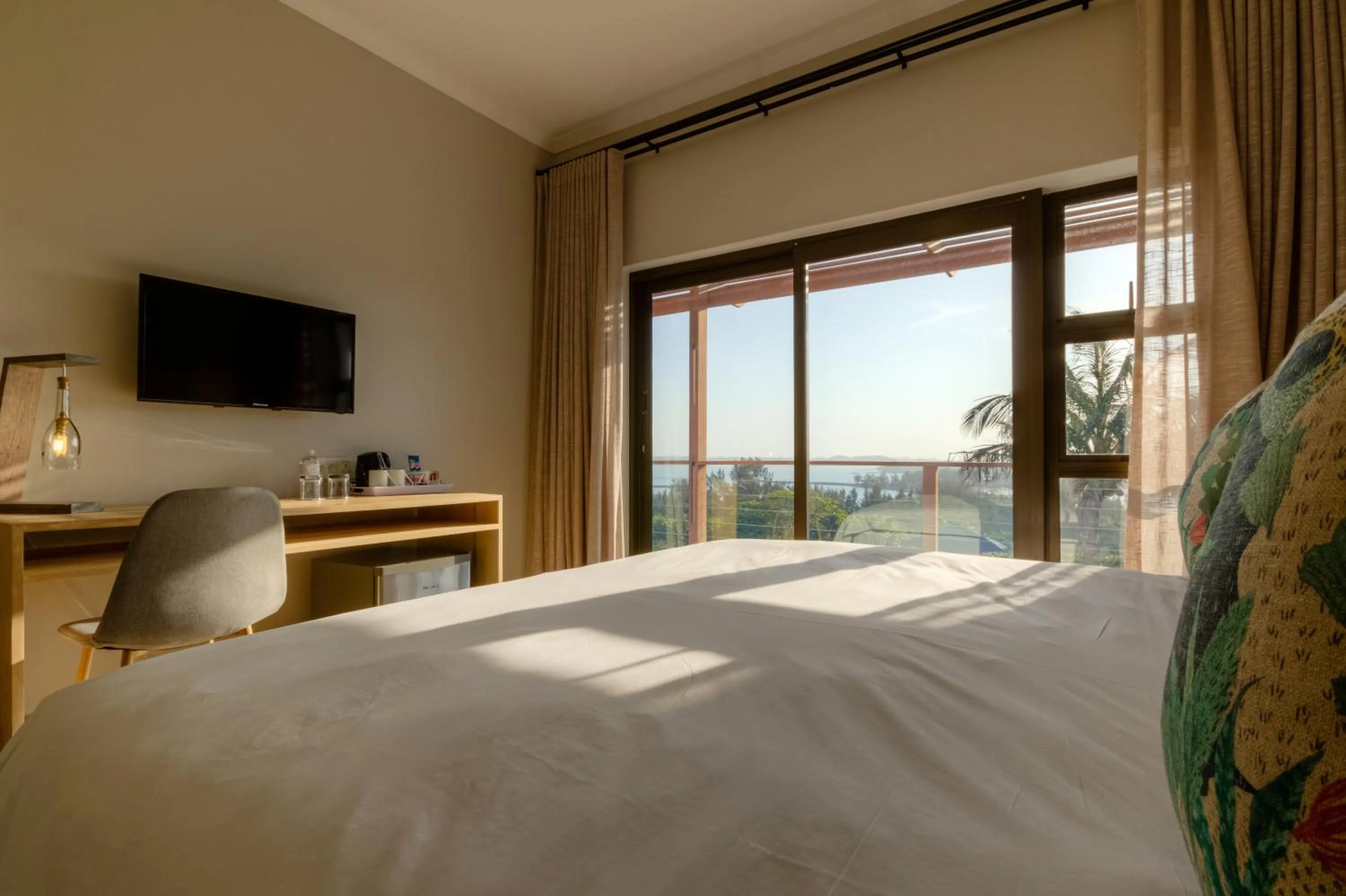 Bed in The Ridge Guesthouse