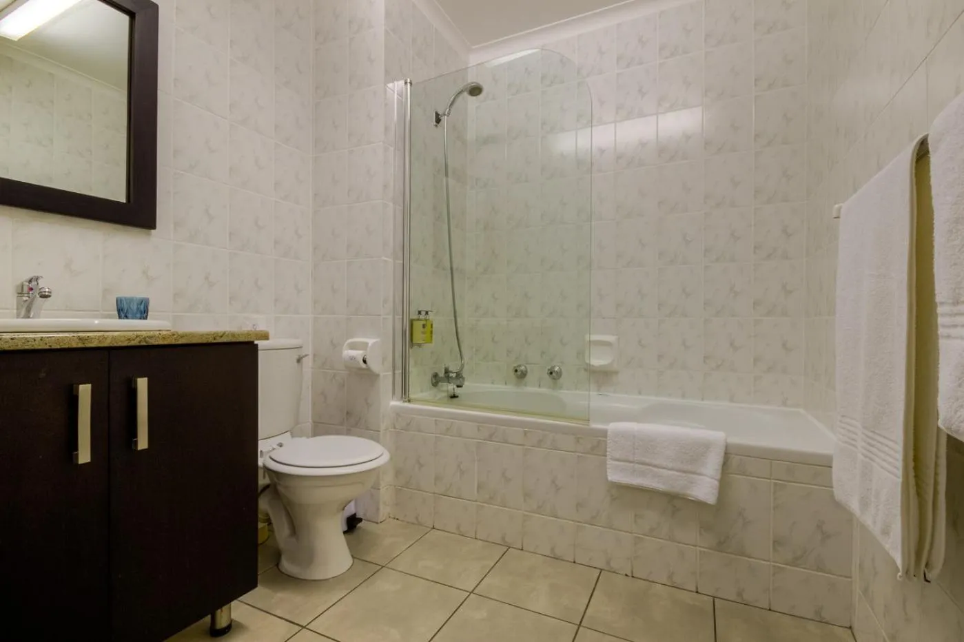 Shower in The Ridge Guesthouse