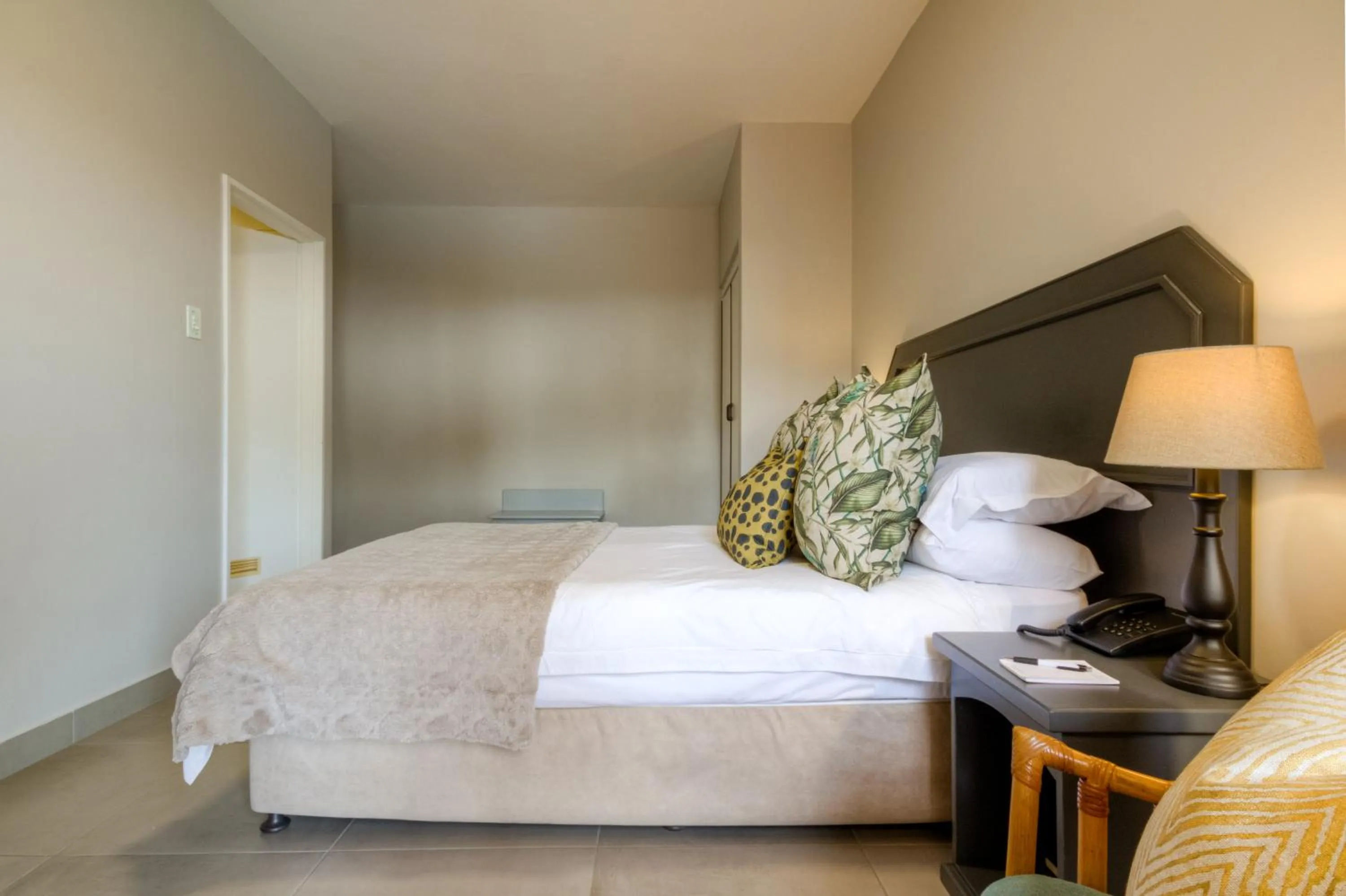 Bed in The Ridge Guesthouse