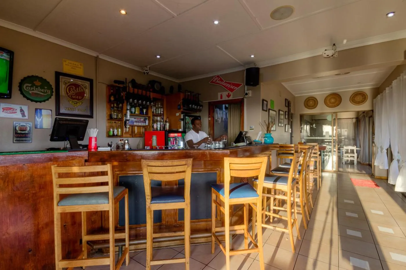 Restaurant/places to eat in The Ridge Guesthouse