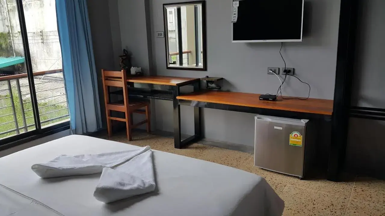 Deluxe Double Room in ChomTrang Deluxe Double Room in ChomTrang