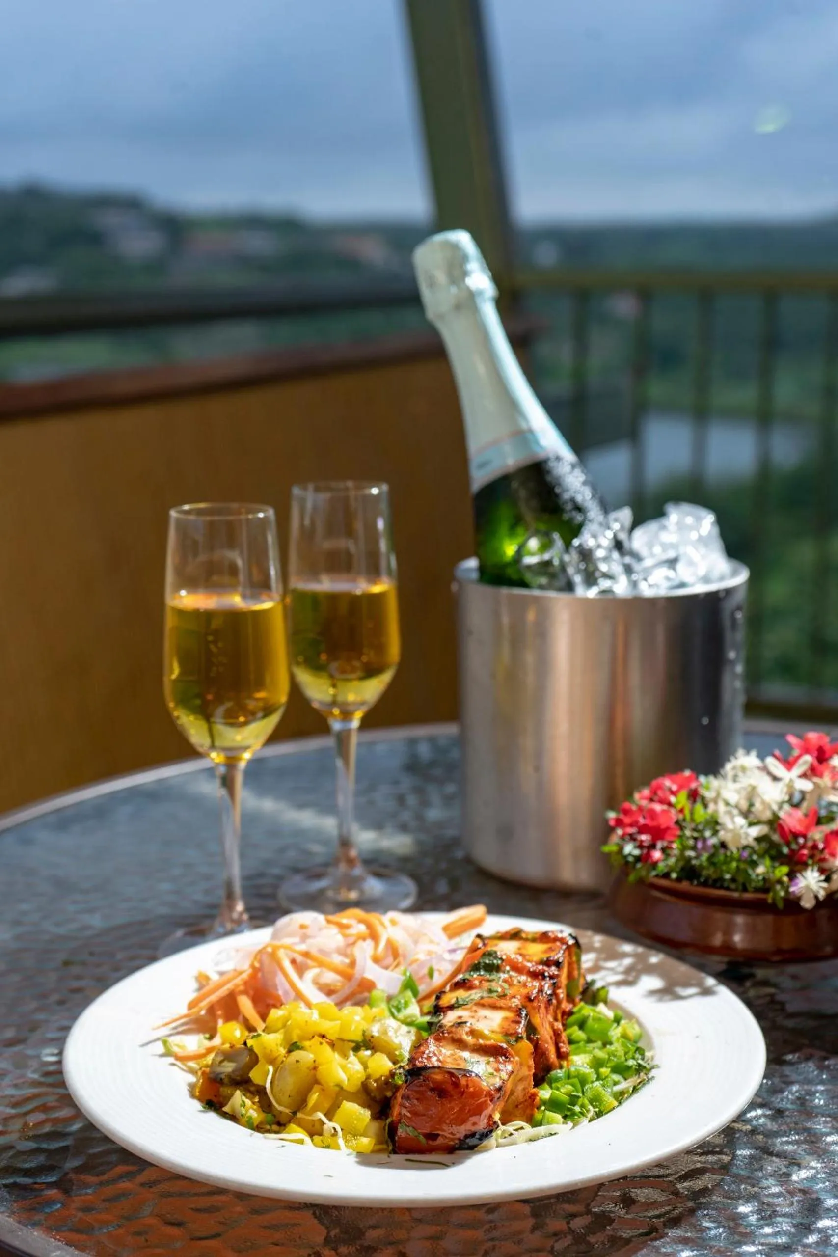 Food and drinks in Grape County Eco Resort & Spa, Nashik