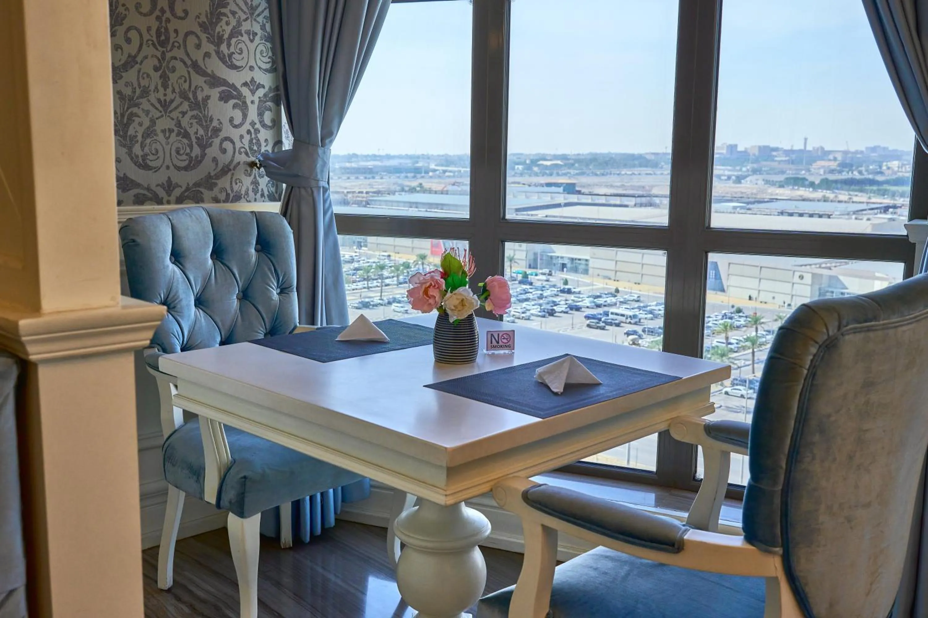 Restaurant/places to eat in Aswar Boutique Hotel