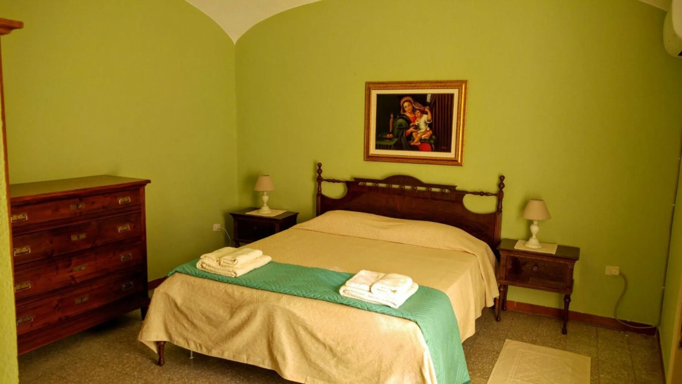 Photo of the whole room, Bed in B&B Oasi Tepilora