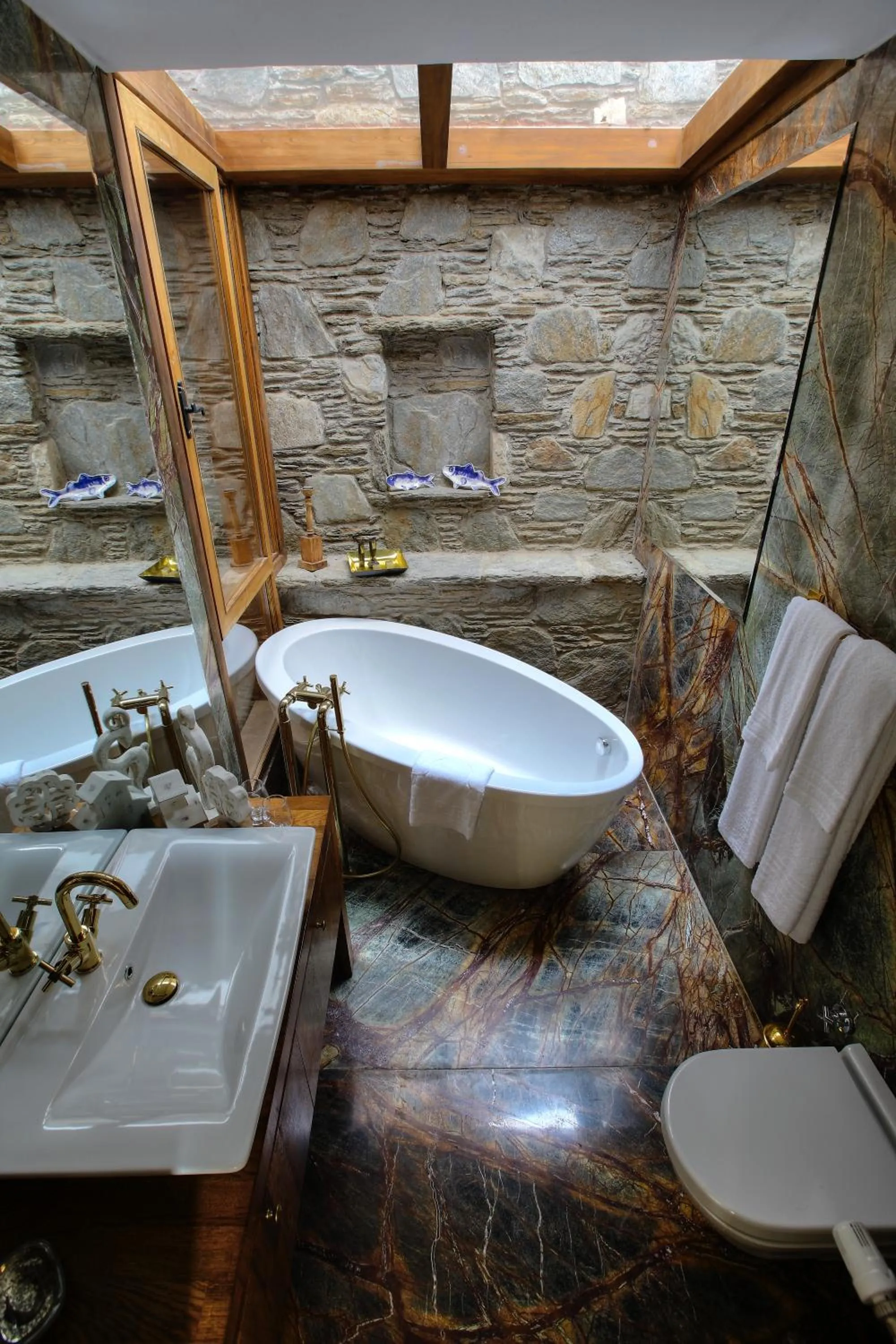 Bathroom in Ibri Hotel