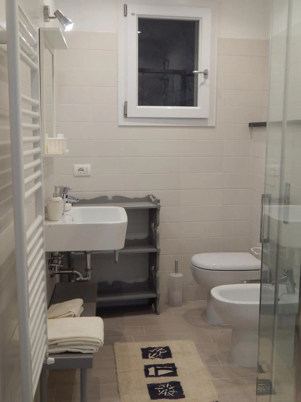 Bathroom in B&B Piè del Castello