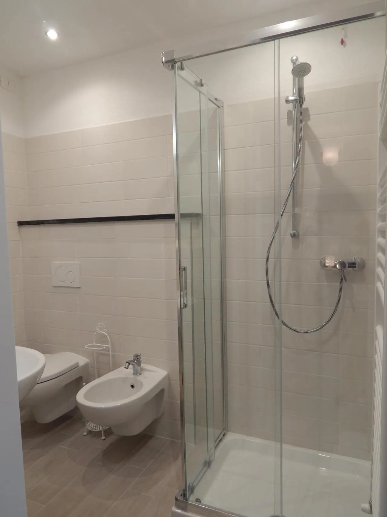 Shower in B&B Piè del Castello