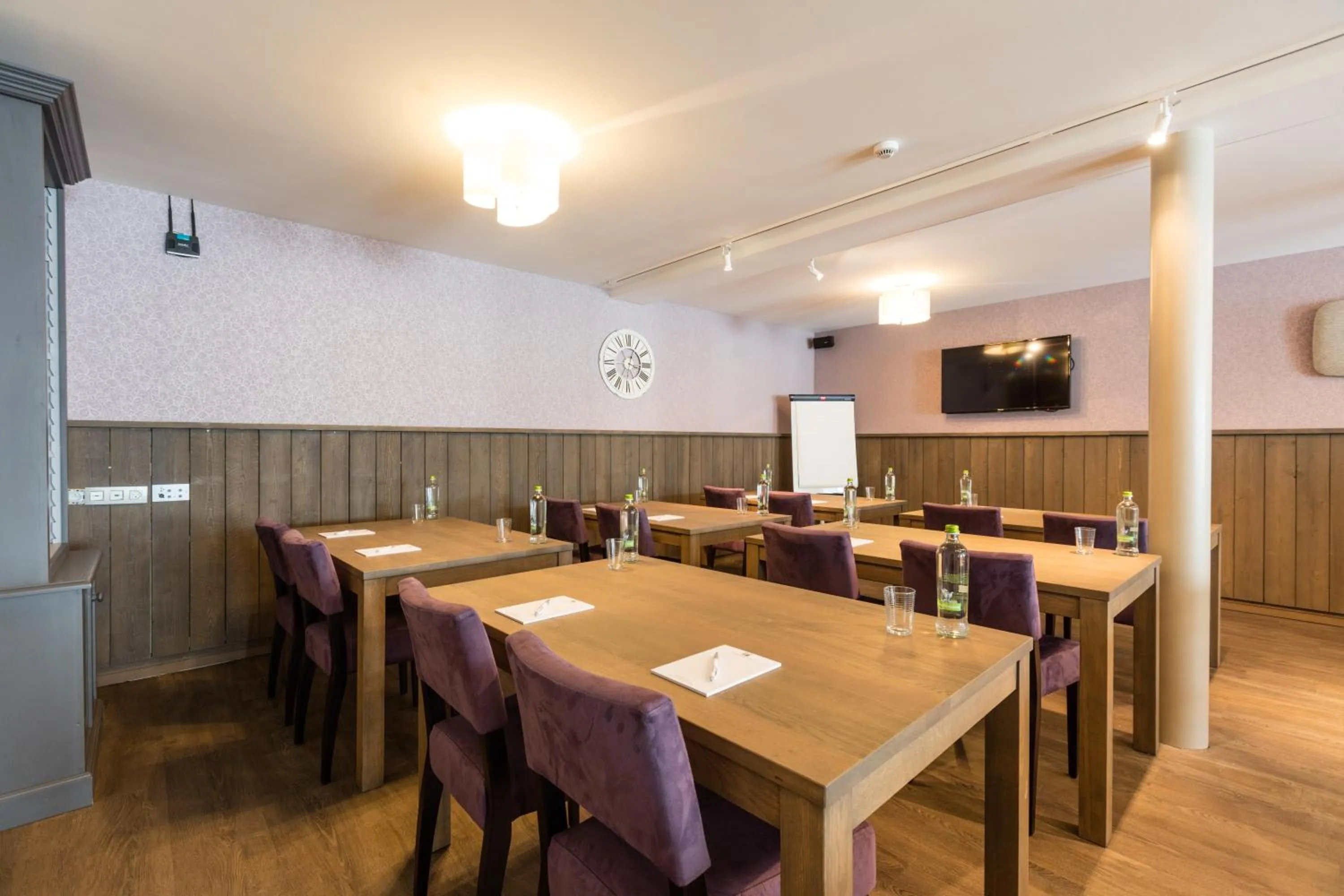 Meeting/conference room in Hotel - La Grande Cure