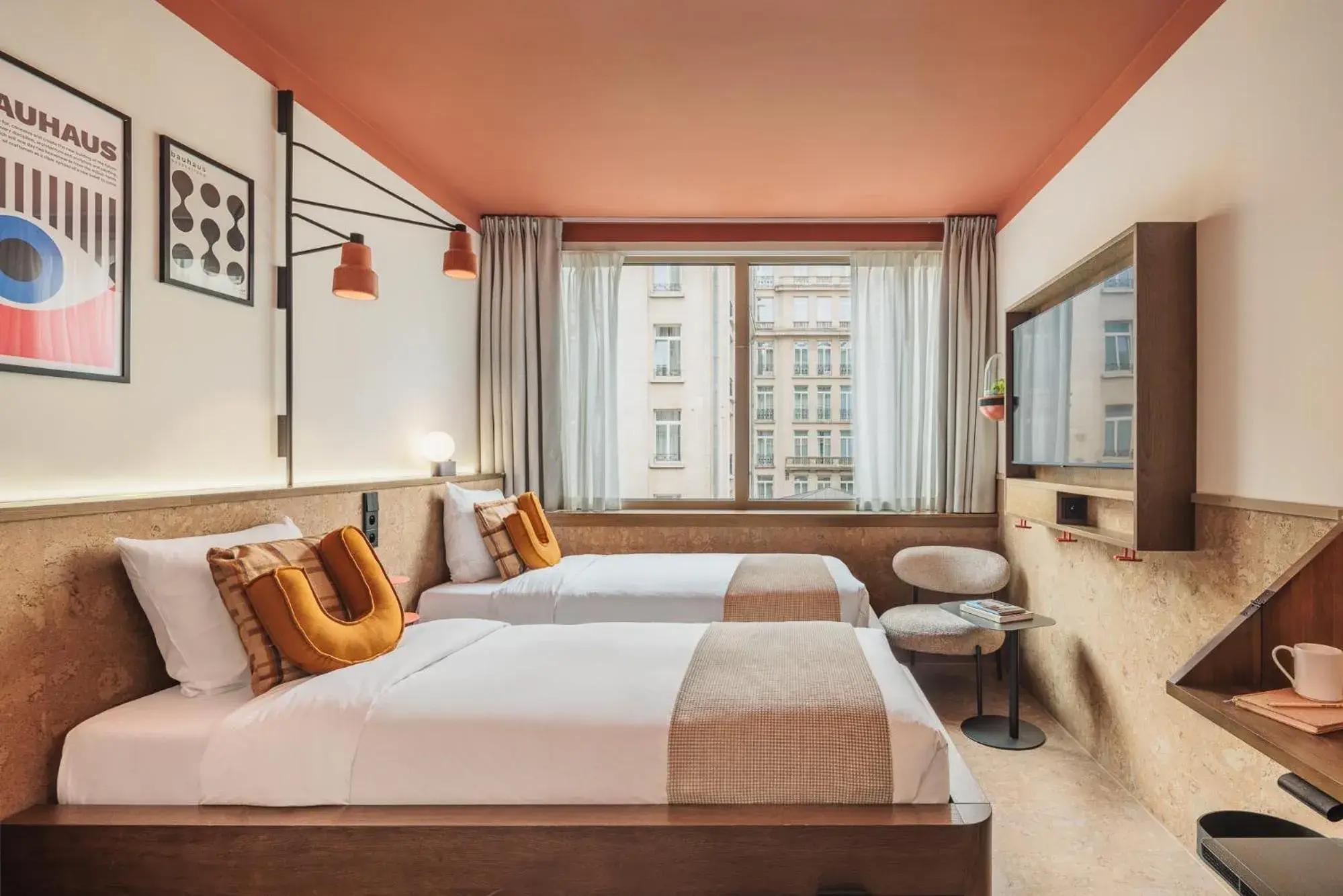 Sustainable Standard Twin in The Usual Brussels Sustainable Standard Twin in The Usual Brussels