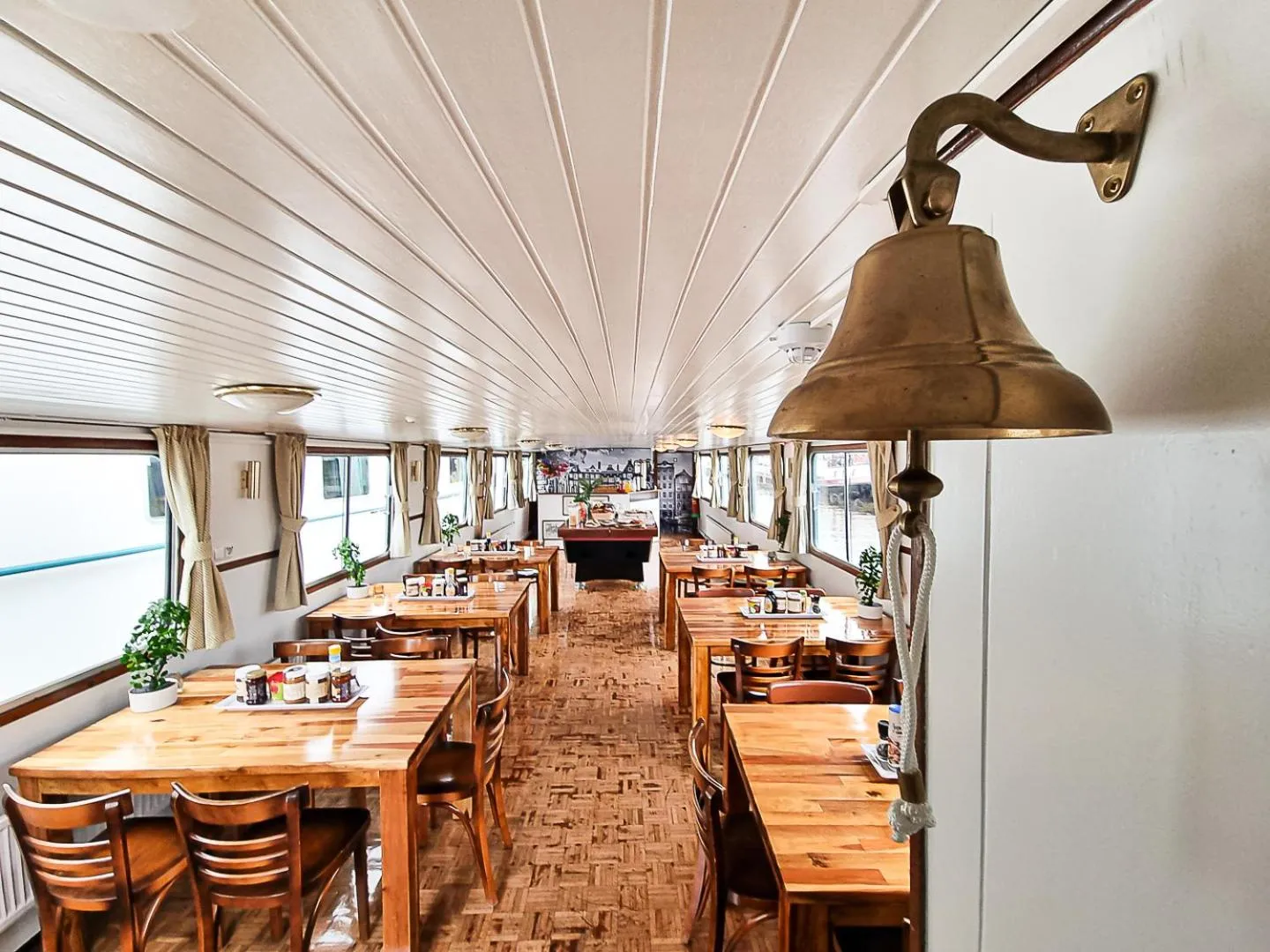 Living room in Neptune Boatique Hotel Amsterdam OLD