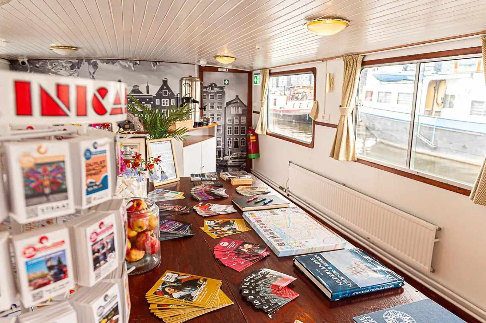 Living room in The Cabin @ MPS Noorderzon