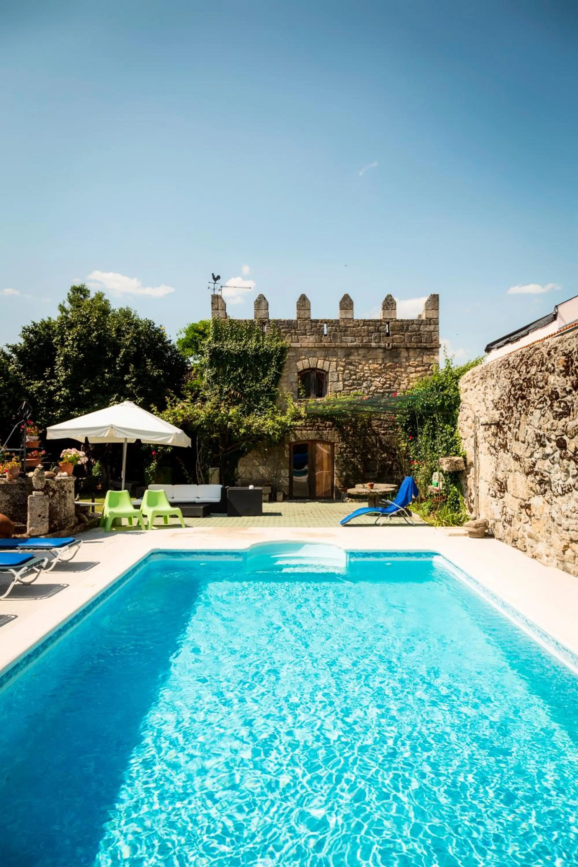 Swimming pool in Solar Sampaio e Melo