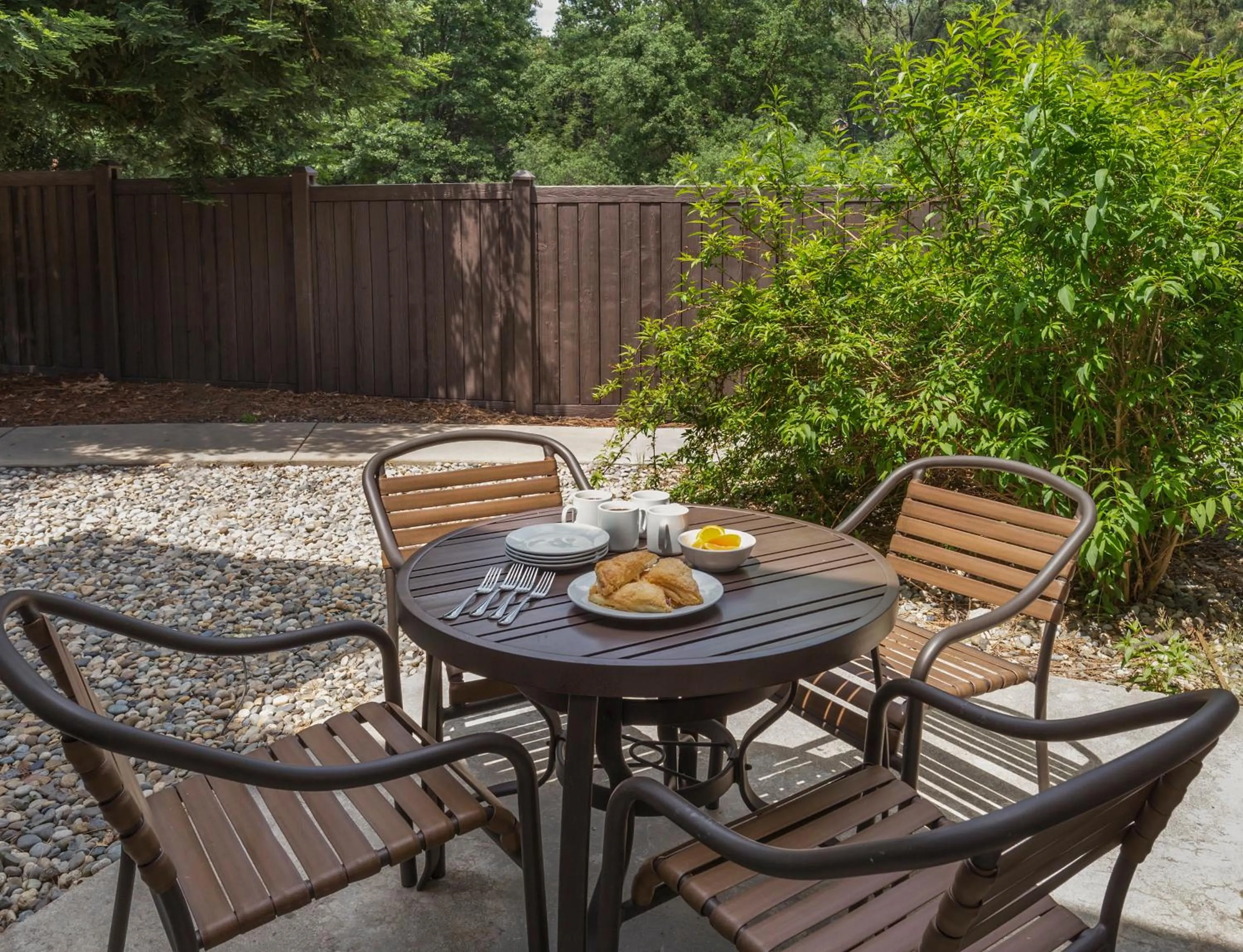 Inner courtyard view in WorldMark Bass Lake