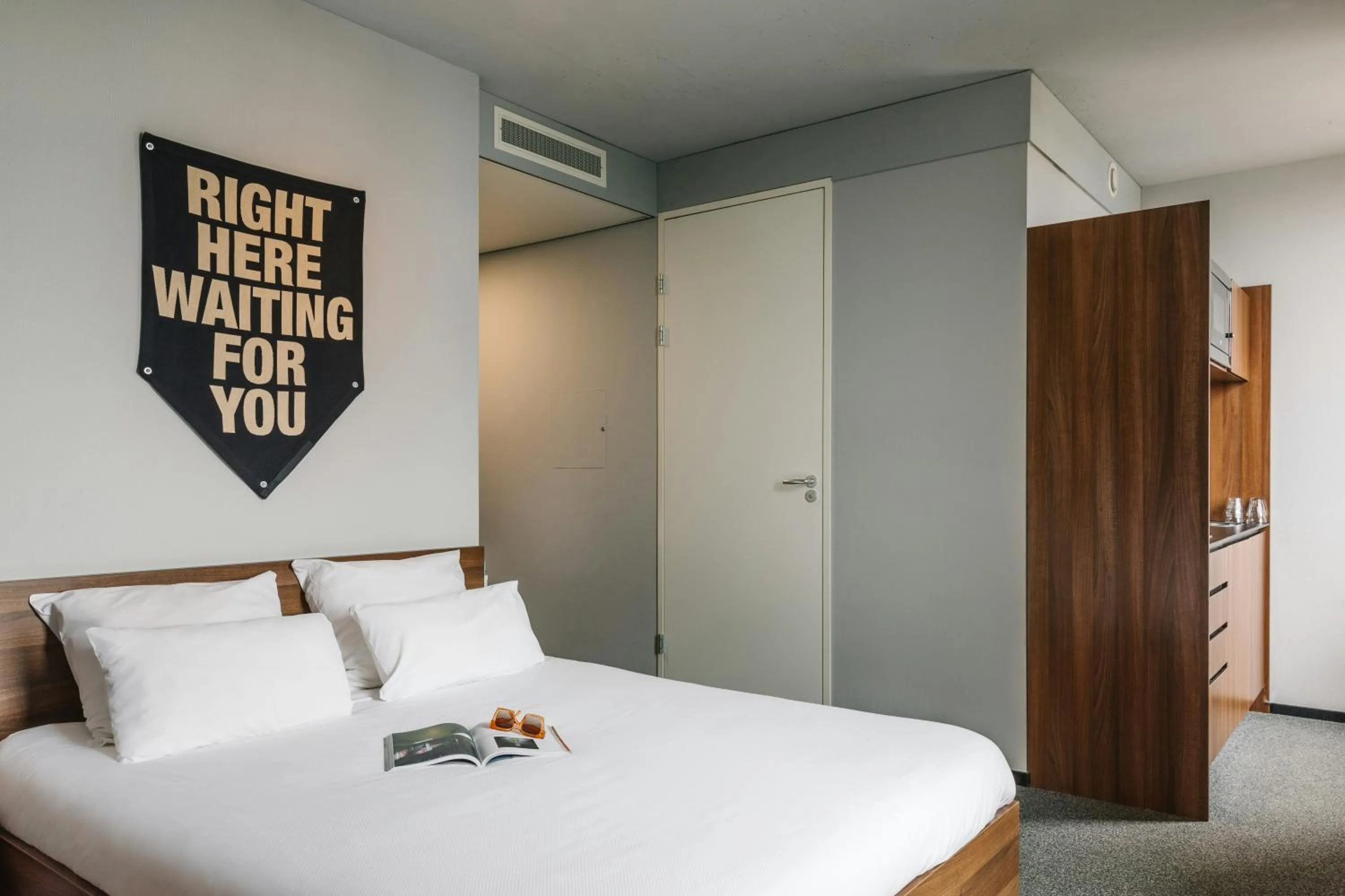 Spa and wellness centre/facilities, Bed in The Social Hub Eindhoven