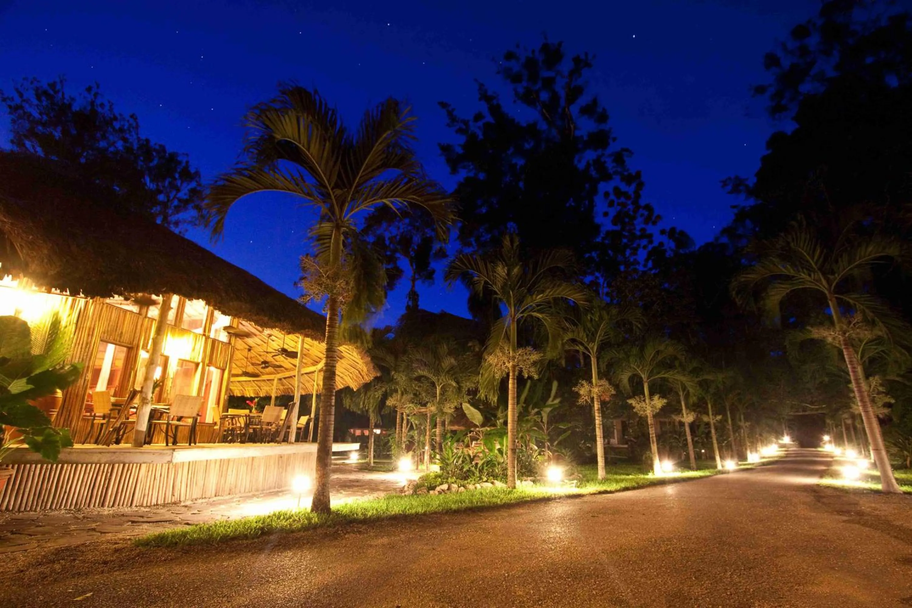 Area and facilities in Chan Chich Lodge