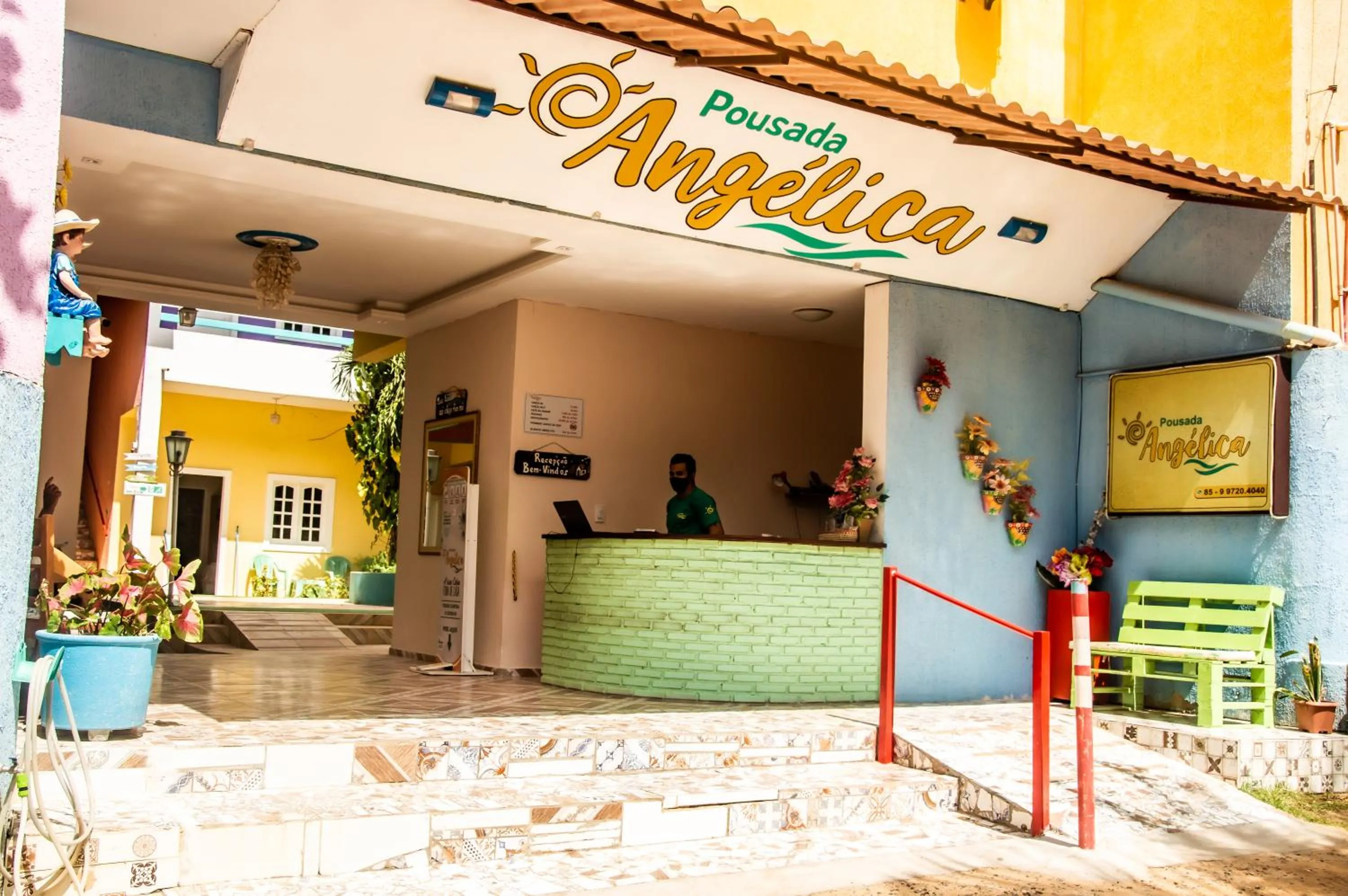 Property building in Pousada Angelica