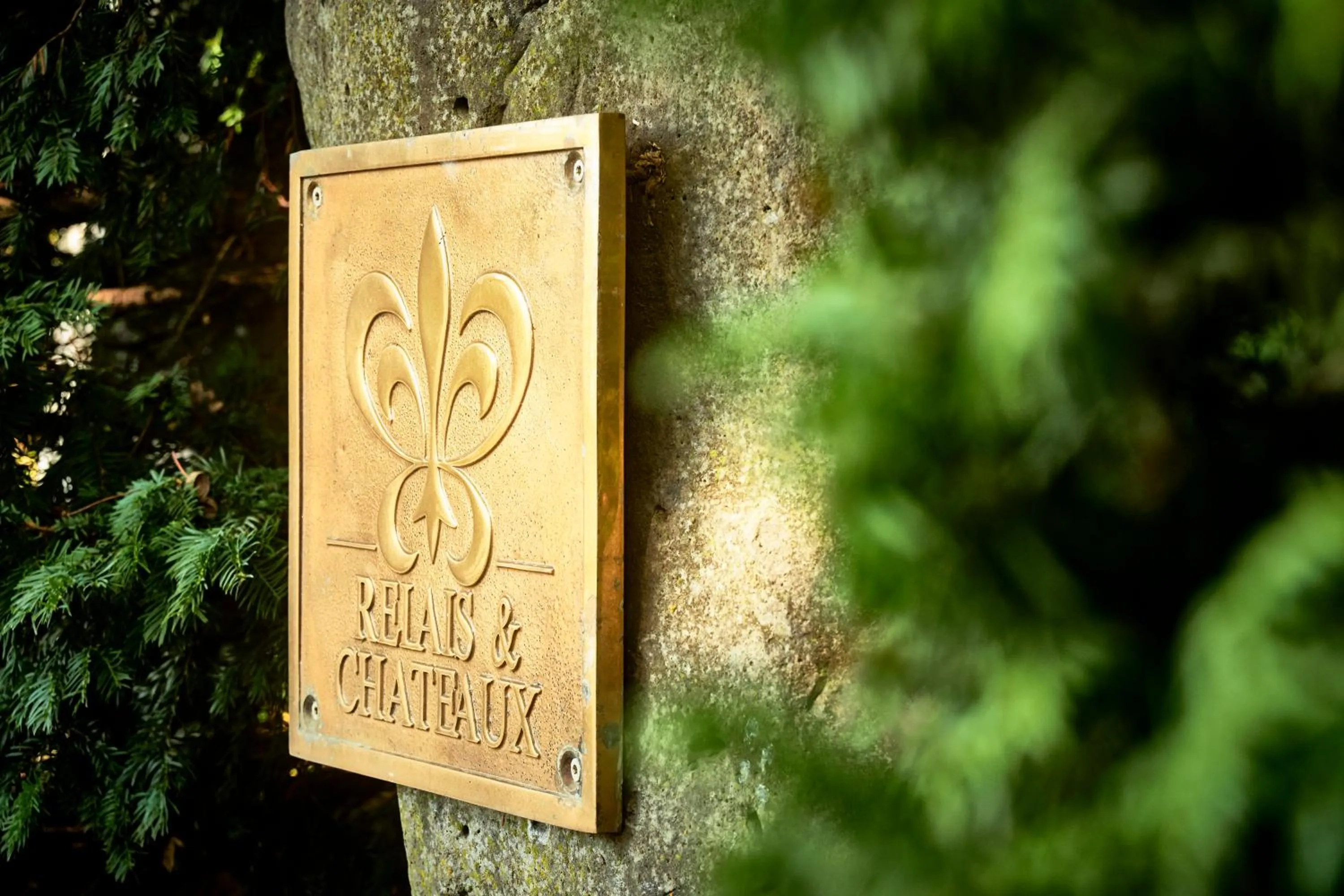 Property logo or sign in Burg & Gästehaus by Schwarzenstein