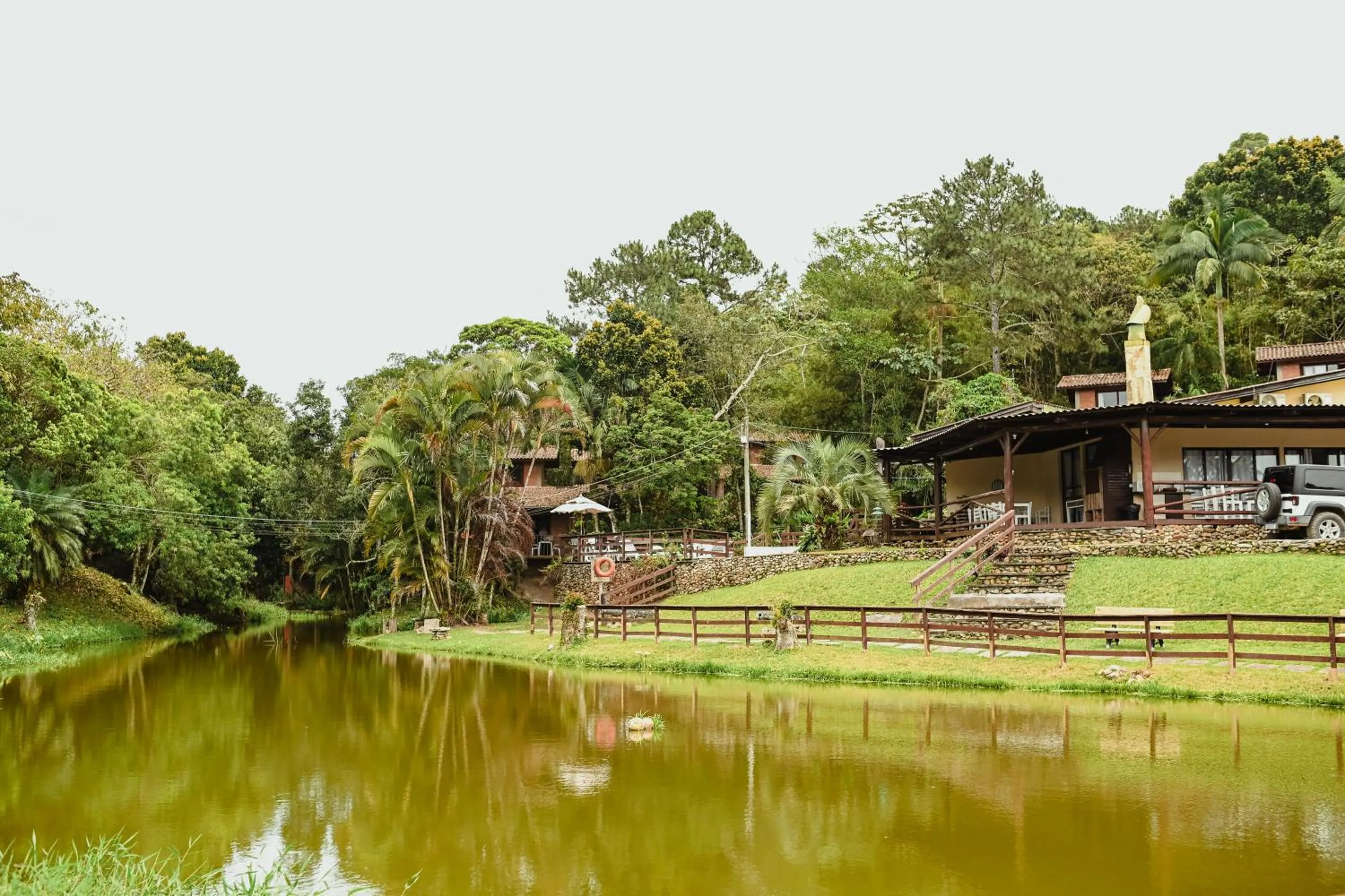 Lake view in Pousada Nosso Bosque