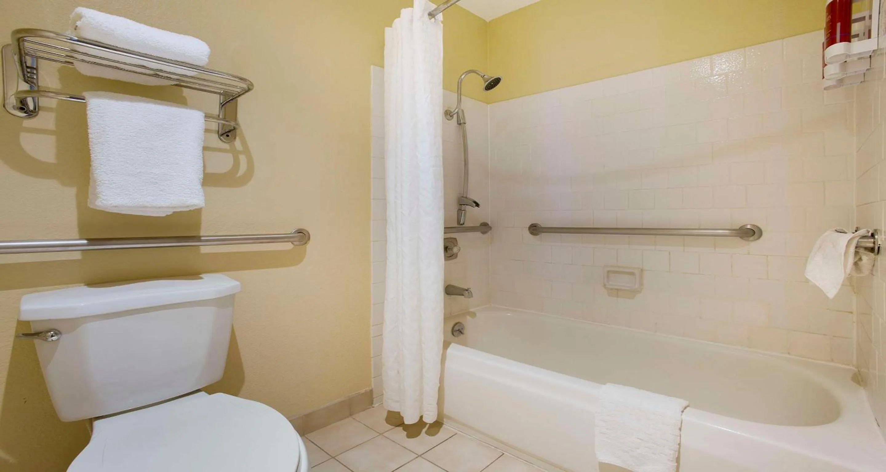 Bathroom in SureStay Plus Hotel by Best Western Sacramento North