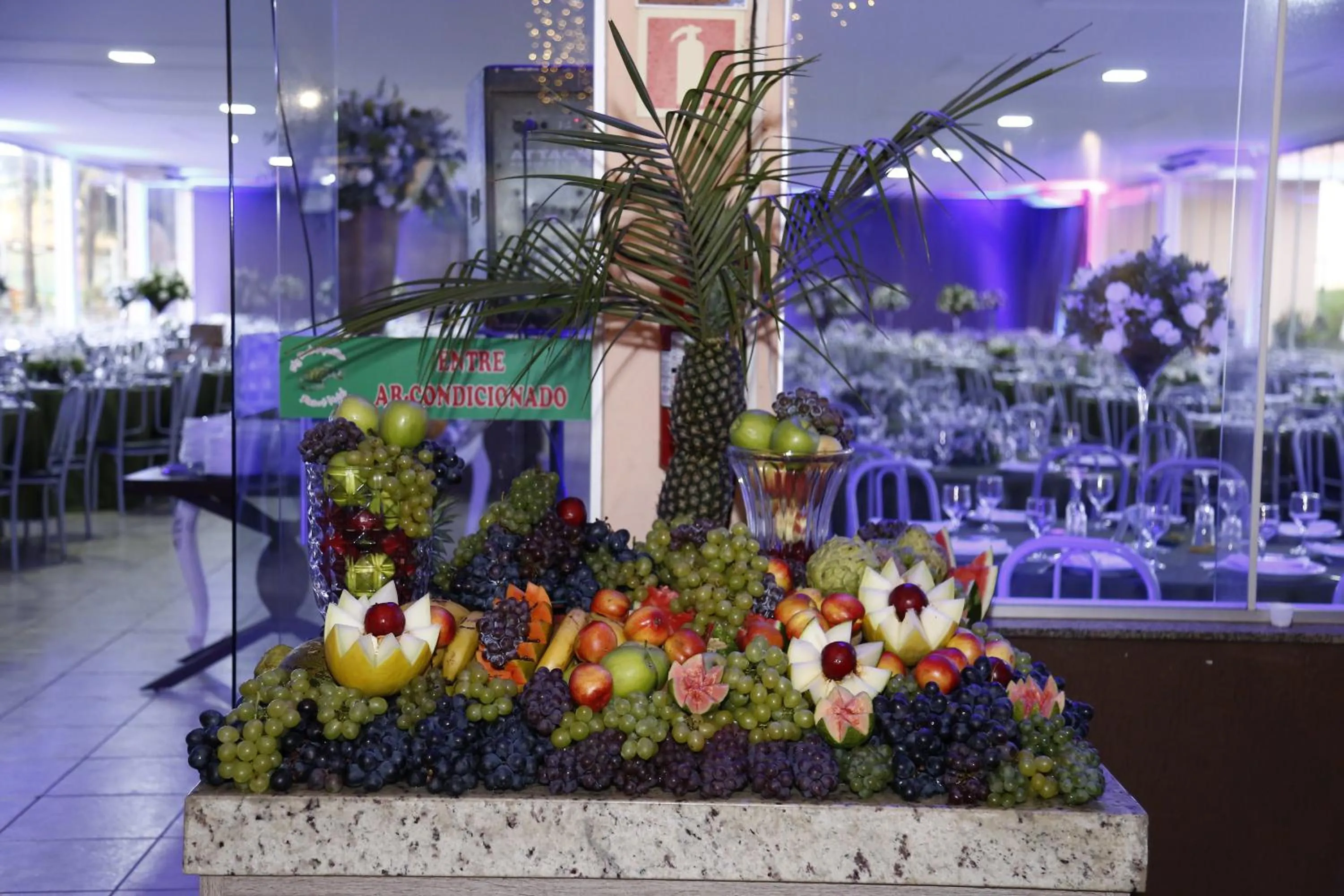 Food in Ody Park Resort Hotel