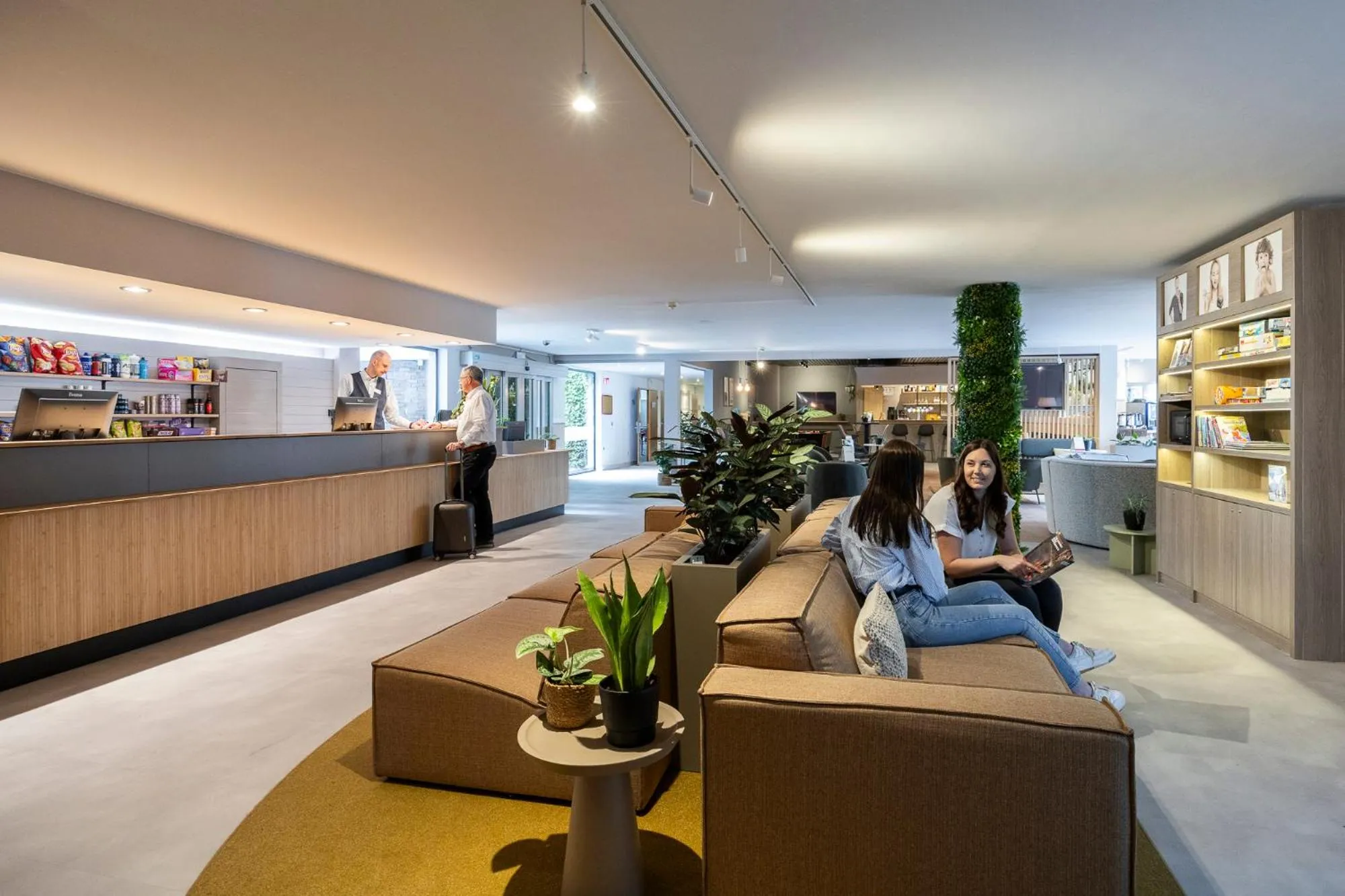 Lobby or reception in Green Park Hotel Brugge