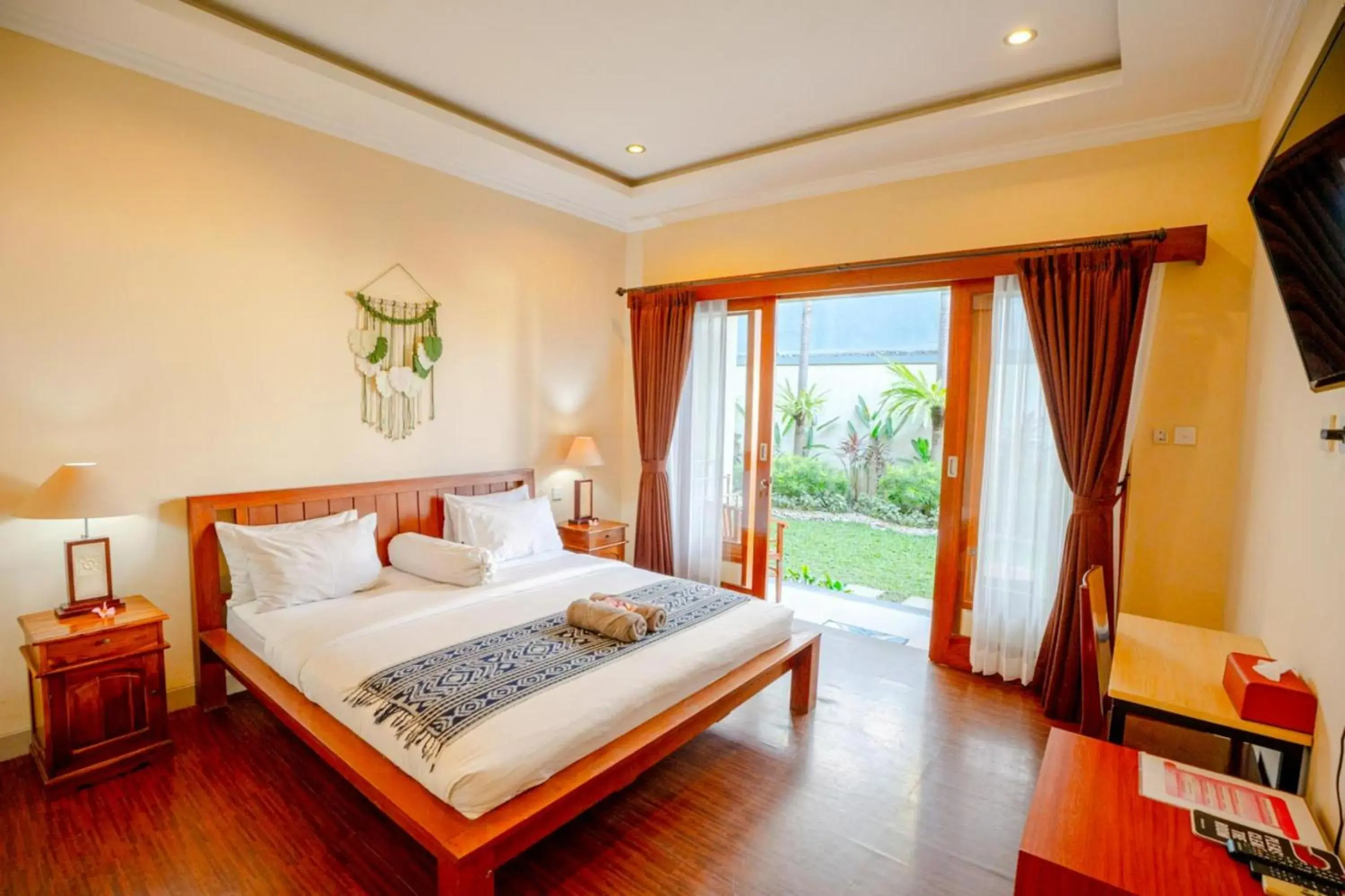 Deluxe Double Room in Sakura Guest House Deluxe Double Room in Sakura Guest House