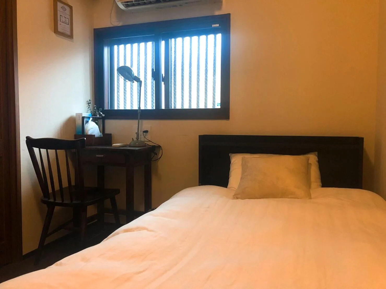 Bedroom, Bed in Takeya Gojo