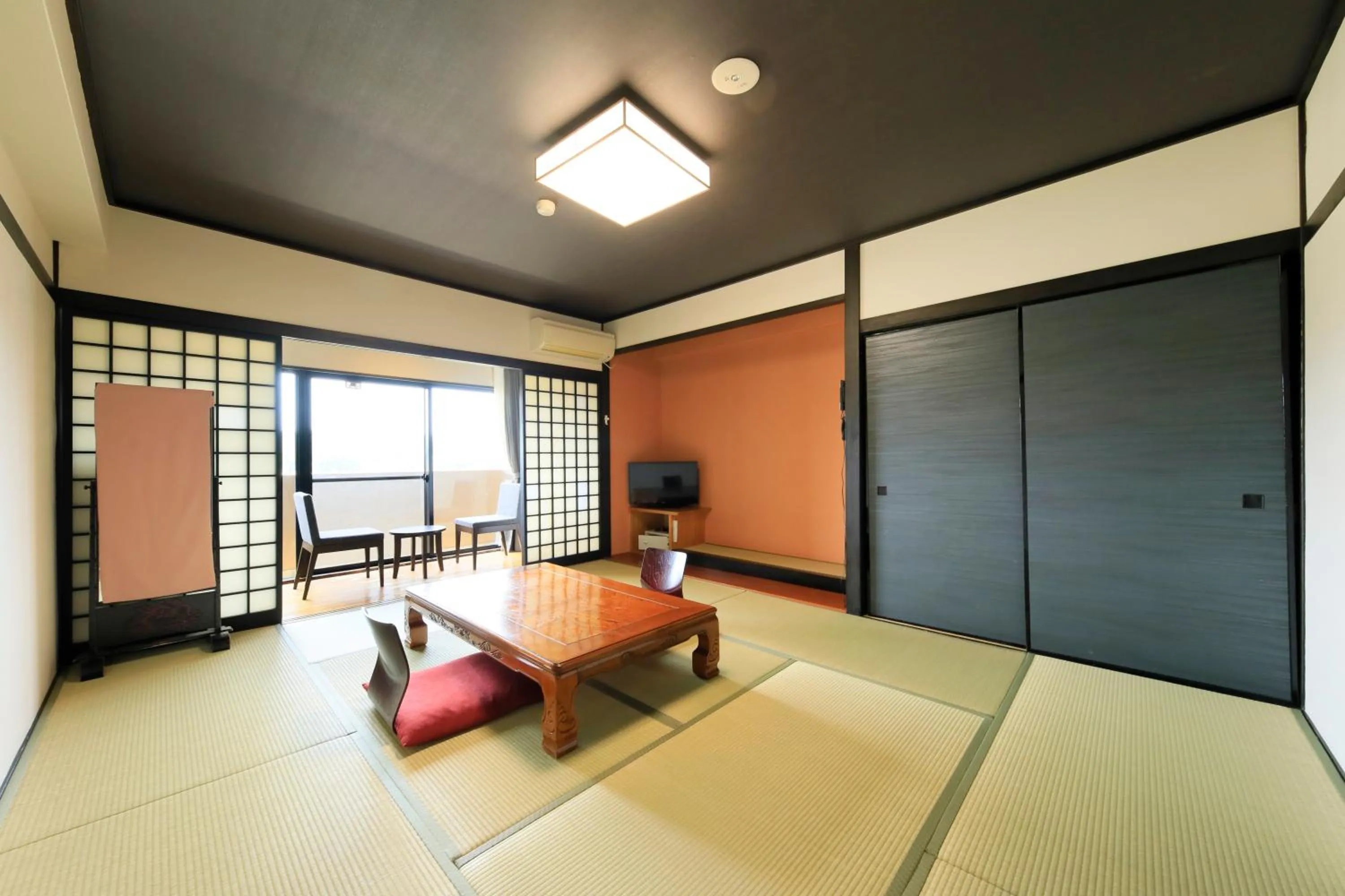Photo of the whole room in Yutorelo Yamaga
