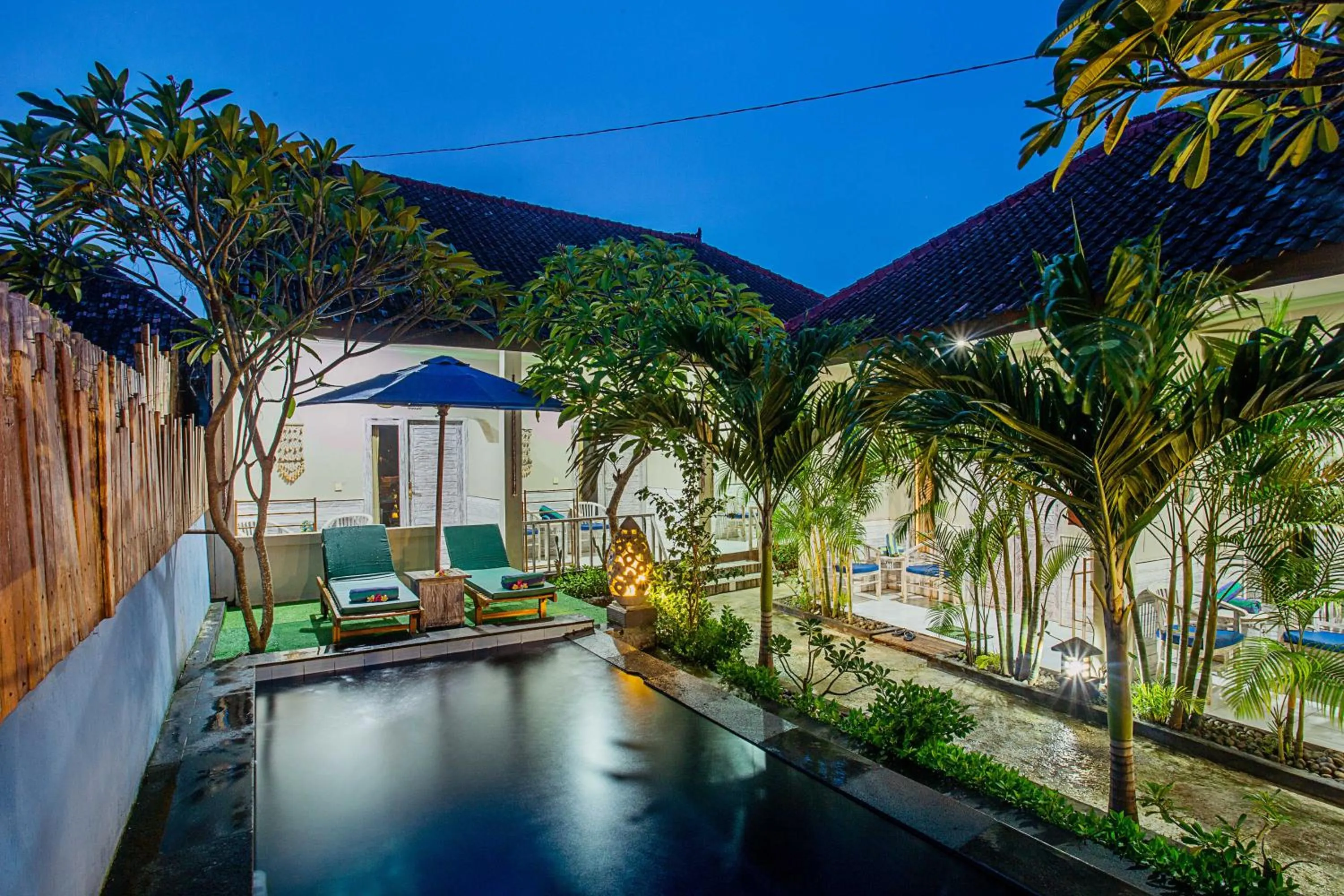 Swimming pool in Naturale Guest House