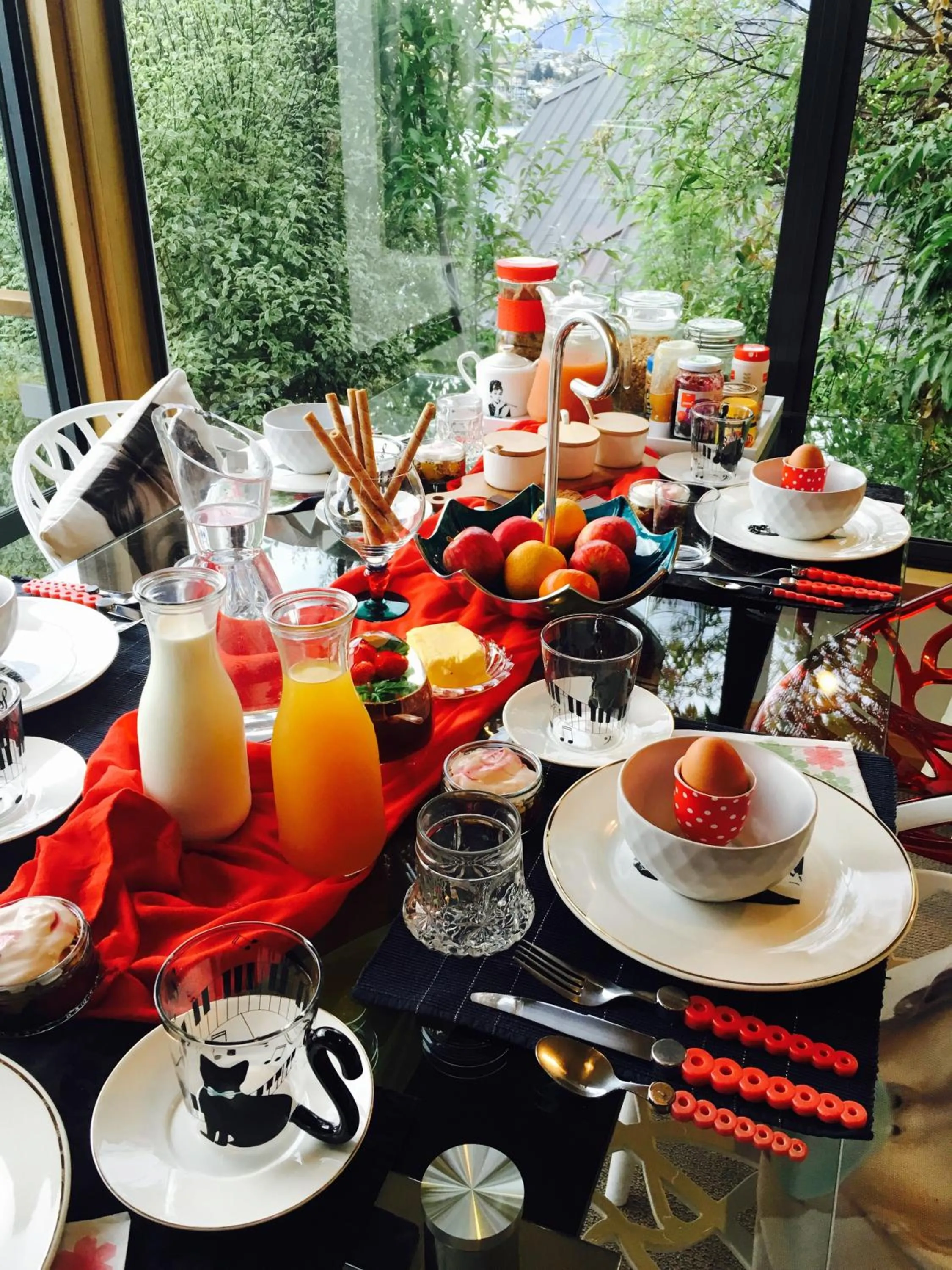 Food close-up in Breakfast at Tiffanys