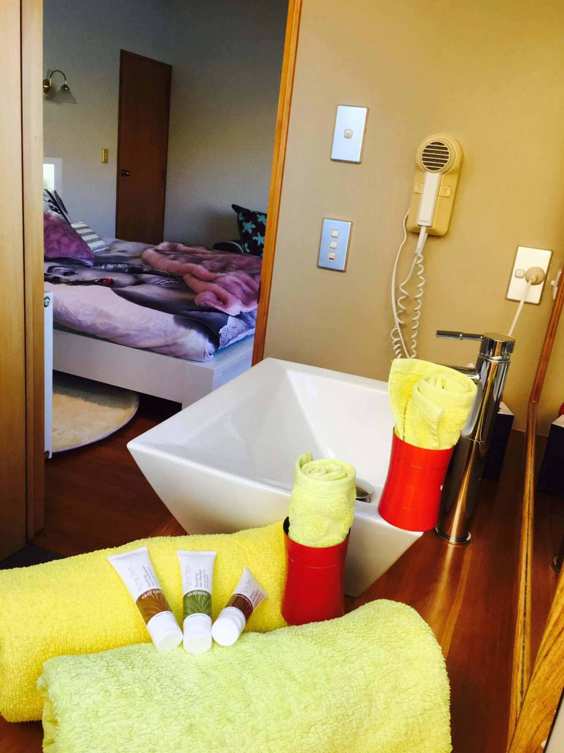 Bathroom, Bed in Breakfast at Tiffanys