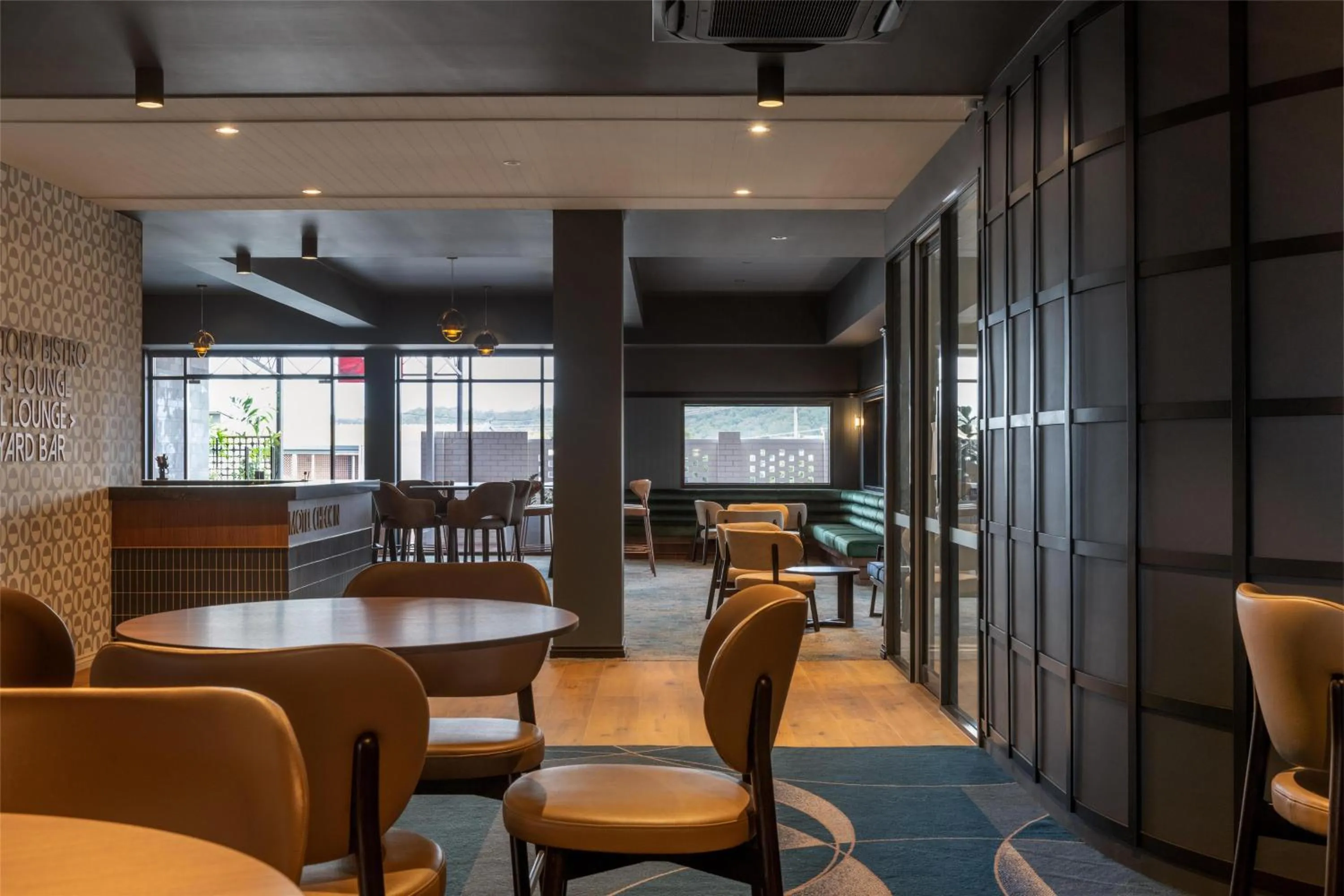 Restaurant/places to eat in Nightcap at Camp Hill Hotel