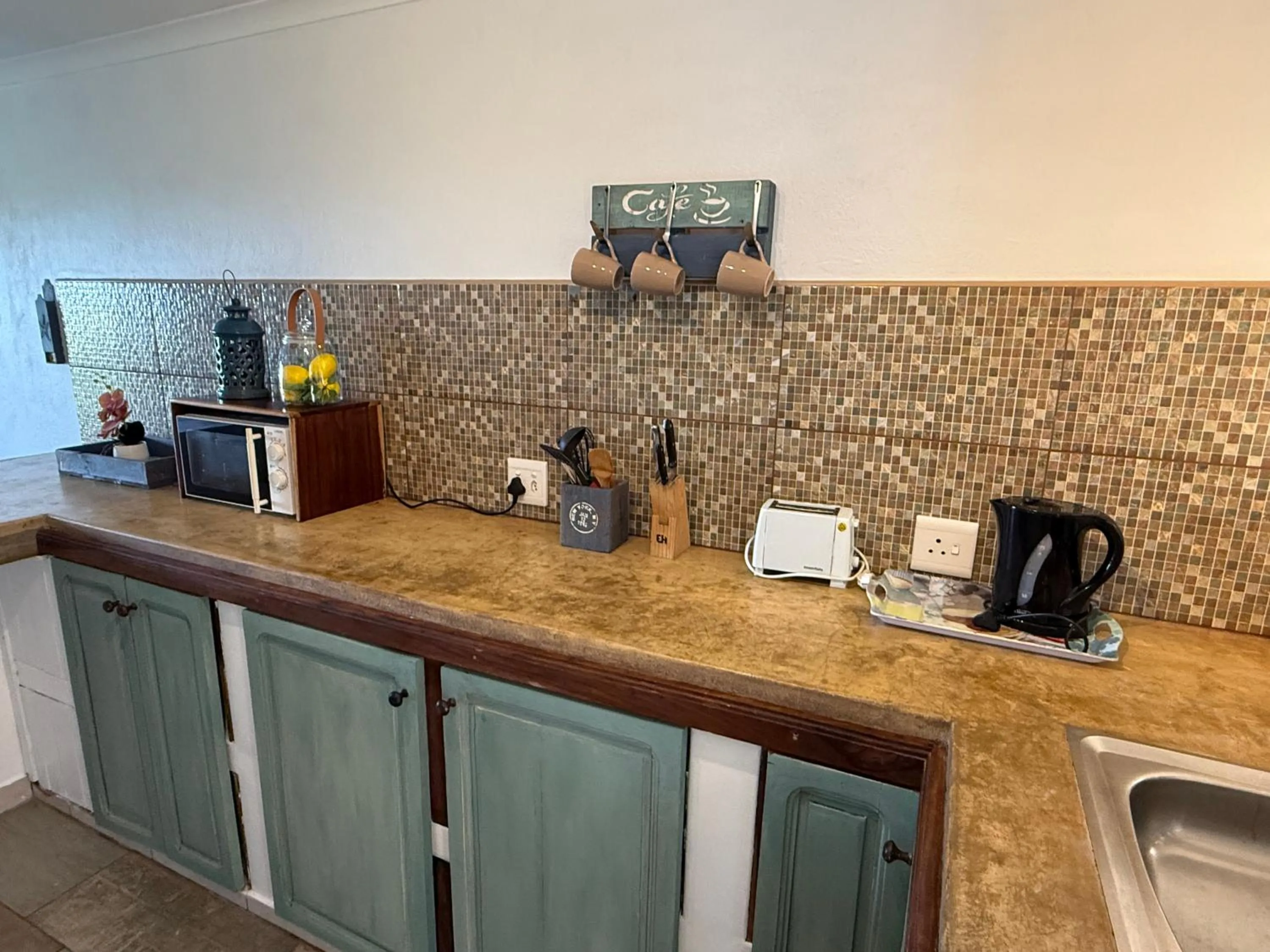 Coffee/tea facilities in Go Wild Beach Resort