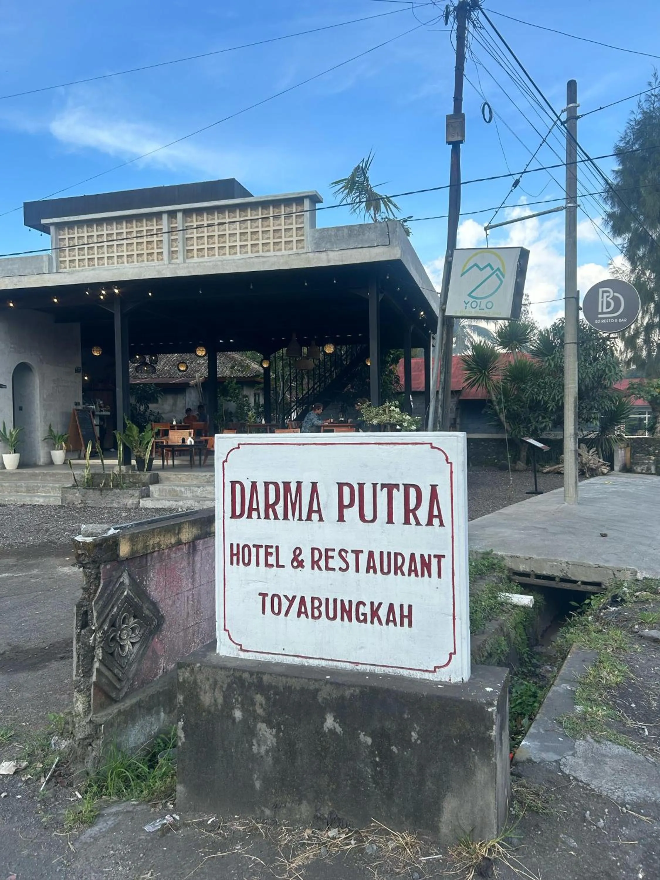 Darma Putra Hotel